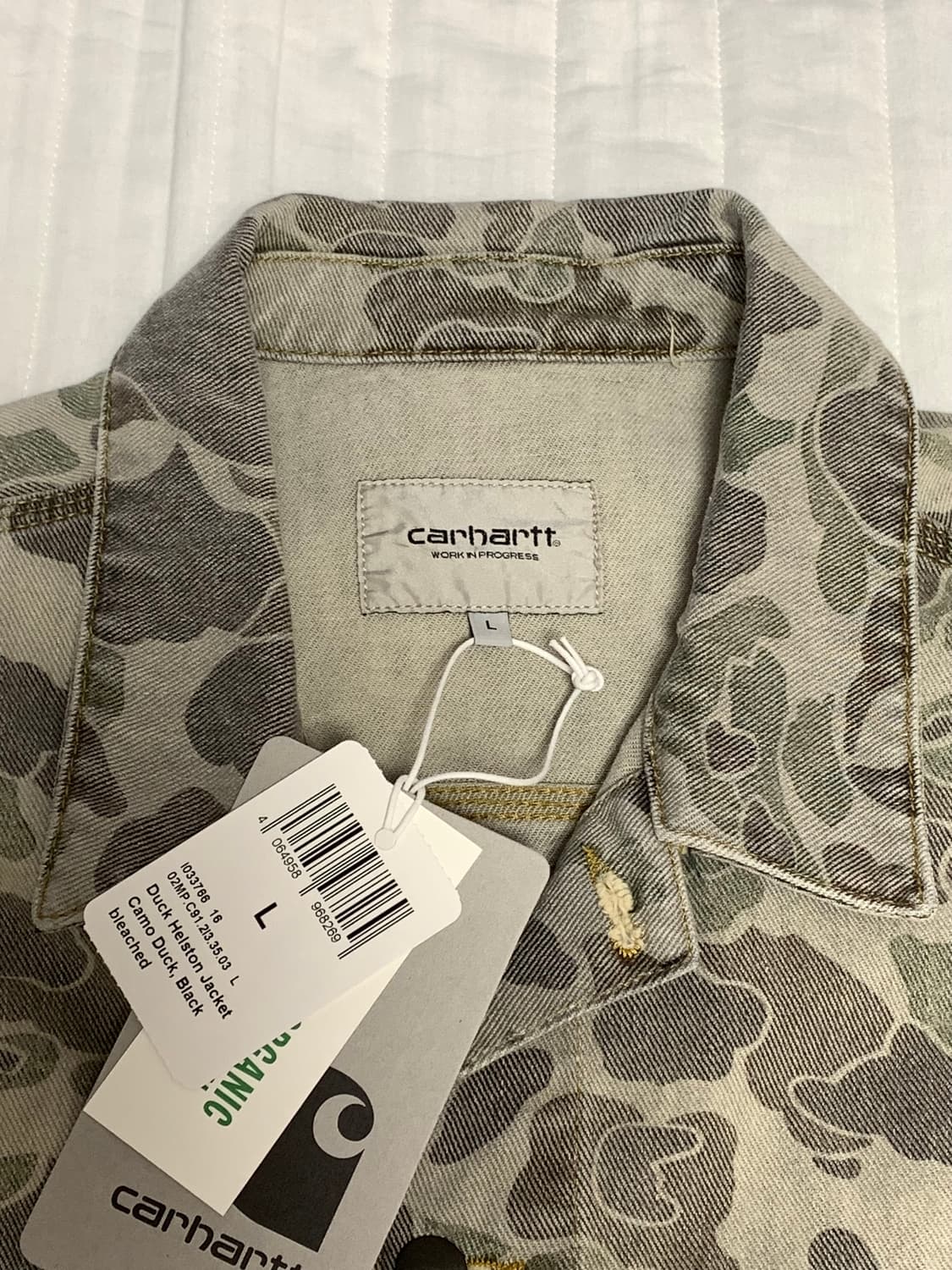 [L] 칼하트 WIP 덕 헬스턴 자켓 카모 덕 블랙 블리치드 상품이미지5