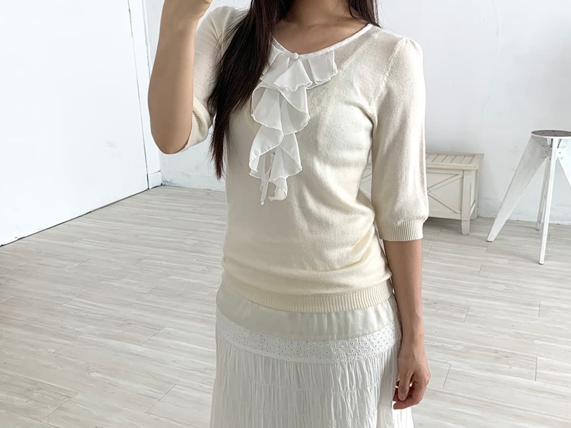 Ivory Lovely Frill Detail Knit Top 상품이미지2