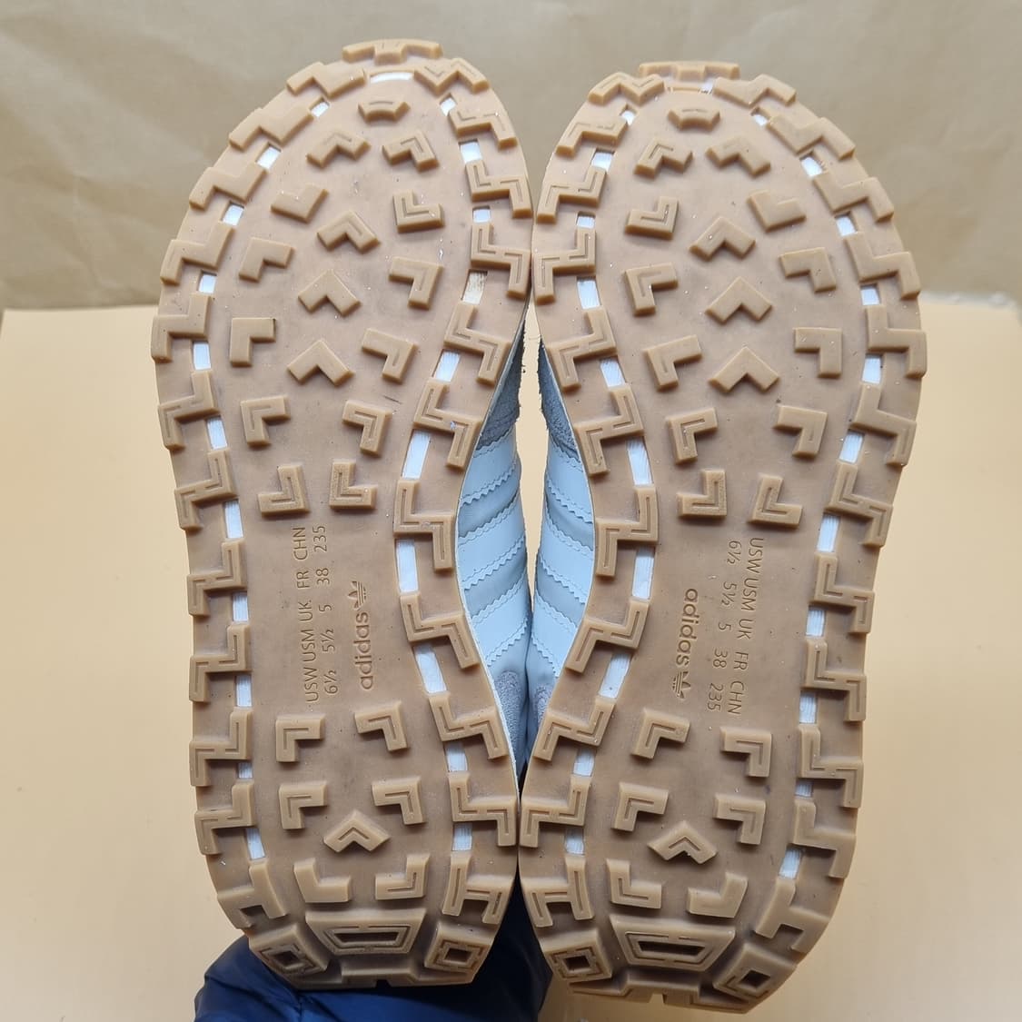 아디다스 레트로피 e5 여성운동화235  상품이미지3