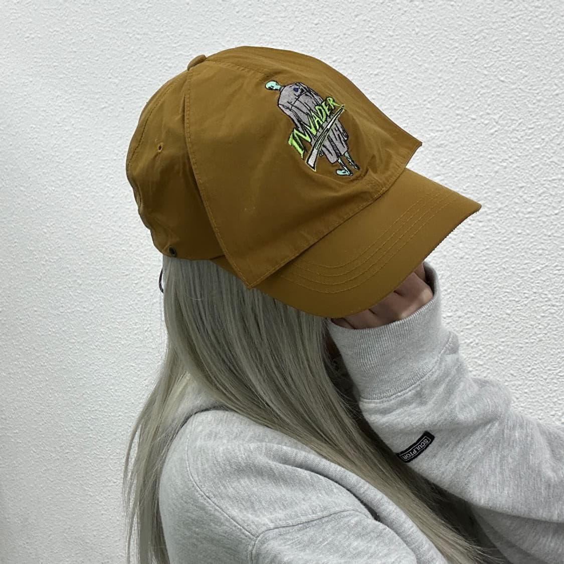 아더에러 외계인로고 머스타드 볼캡 상품이미지3