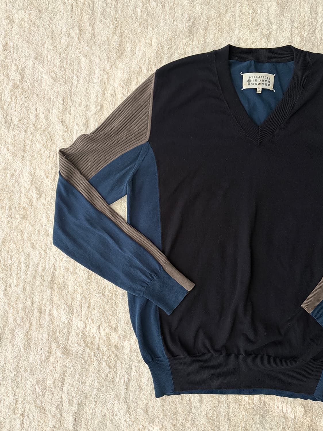 마틴 마르지엘라 브이넥 니트 상품이미지2