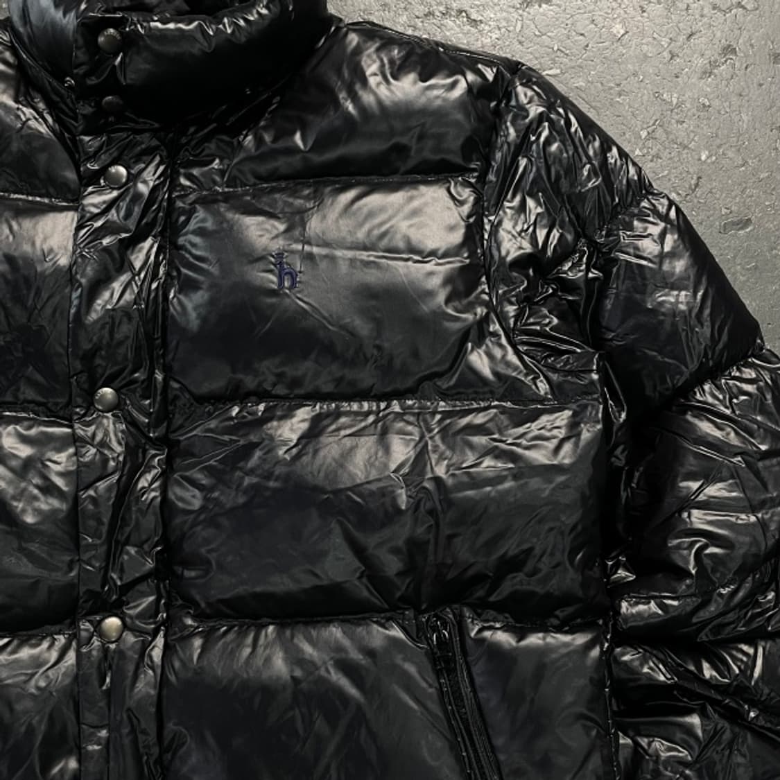 100 헤지스 유광 패딩 상품이미지2