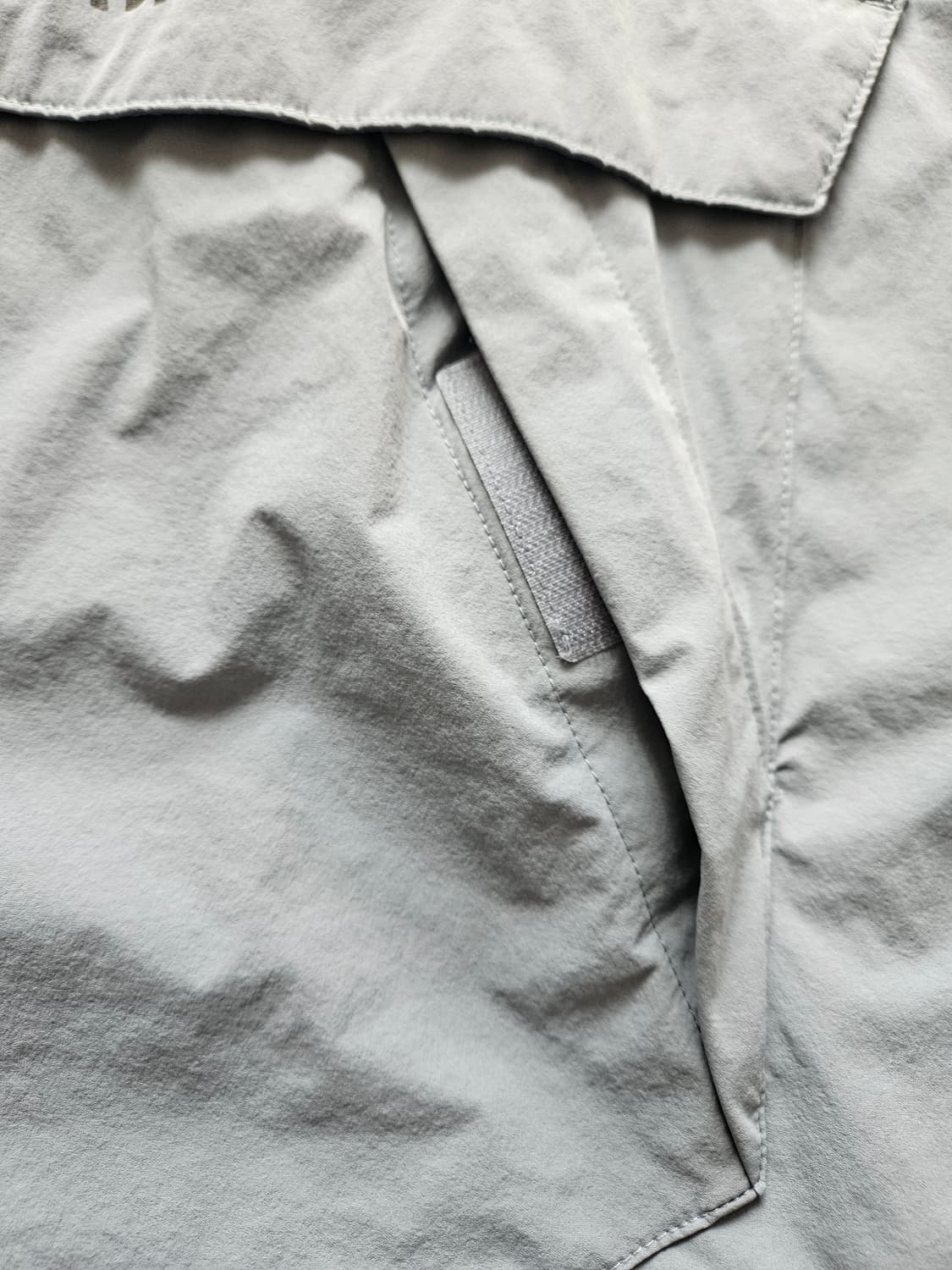 라이프워크 나일론 컴피 셋업
  상품이미지4