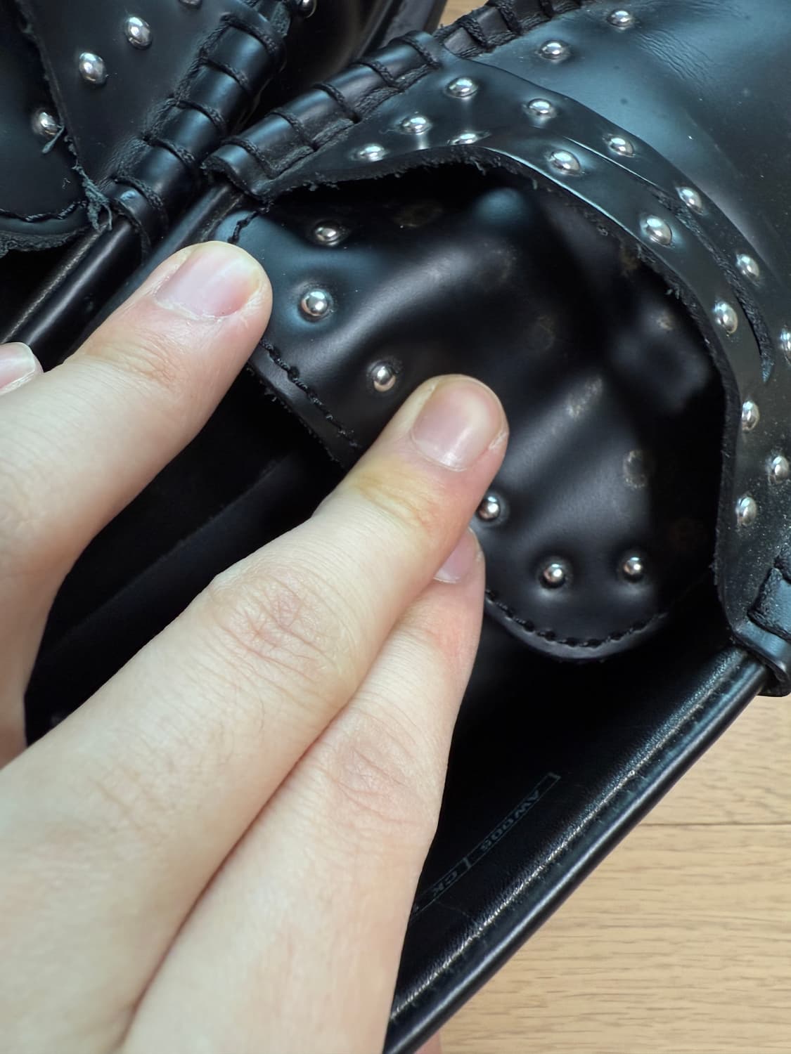 [270] 슈프림x닥터마틴 스터드 팬톤 상품이미지5