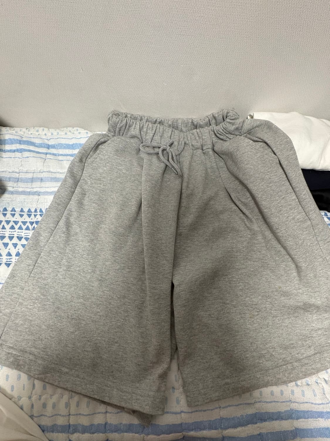 그레이 버뮤다 상품이미지1