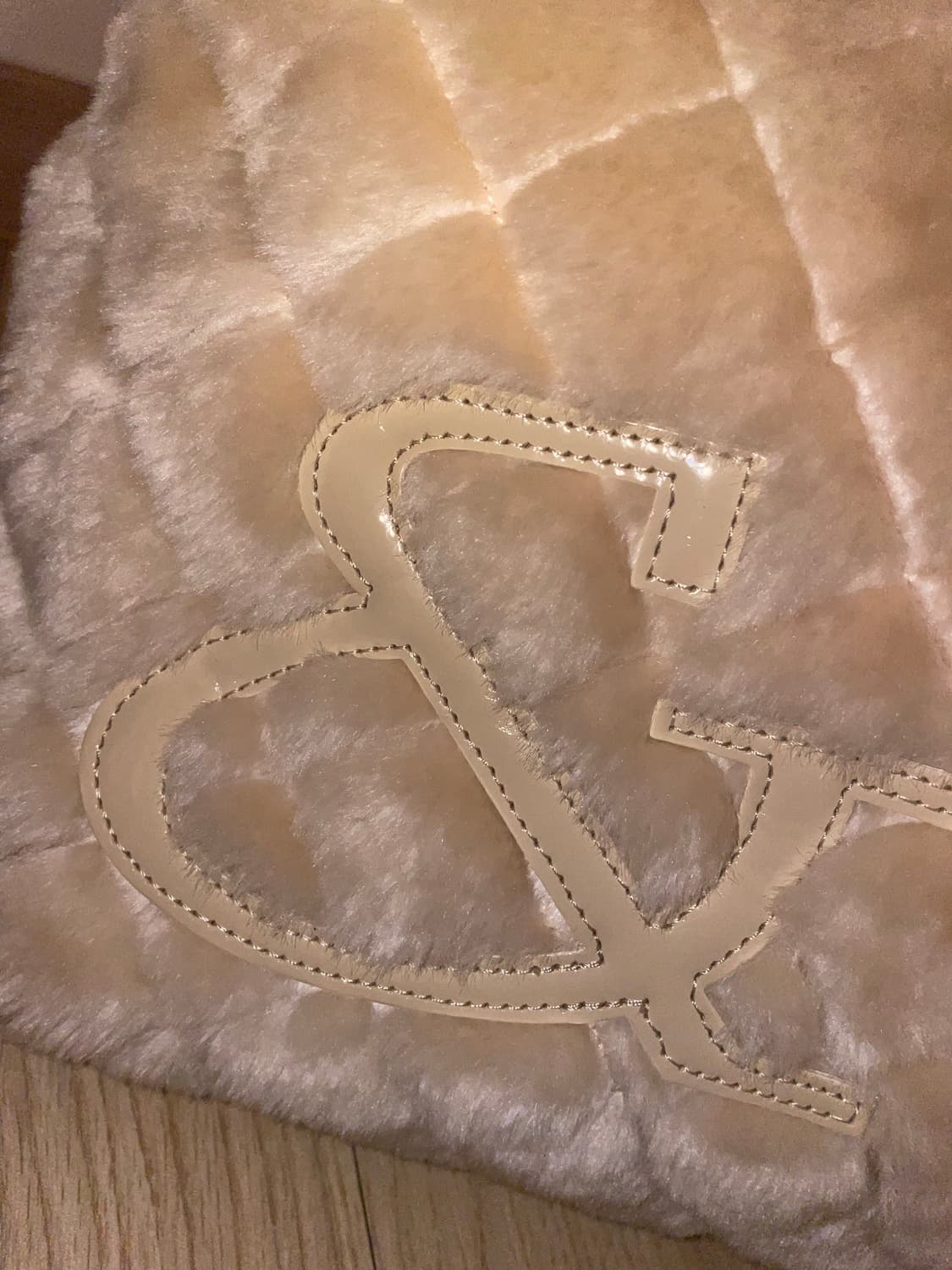 핑키앤다이안 크림 갸루 퍼 숄더 체인백 (대장) 상품이미지2