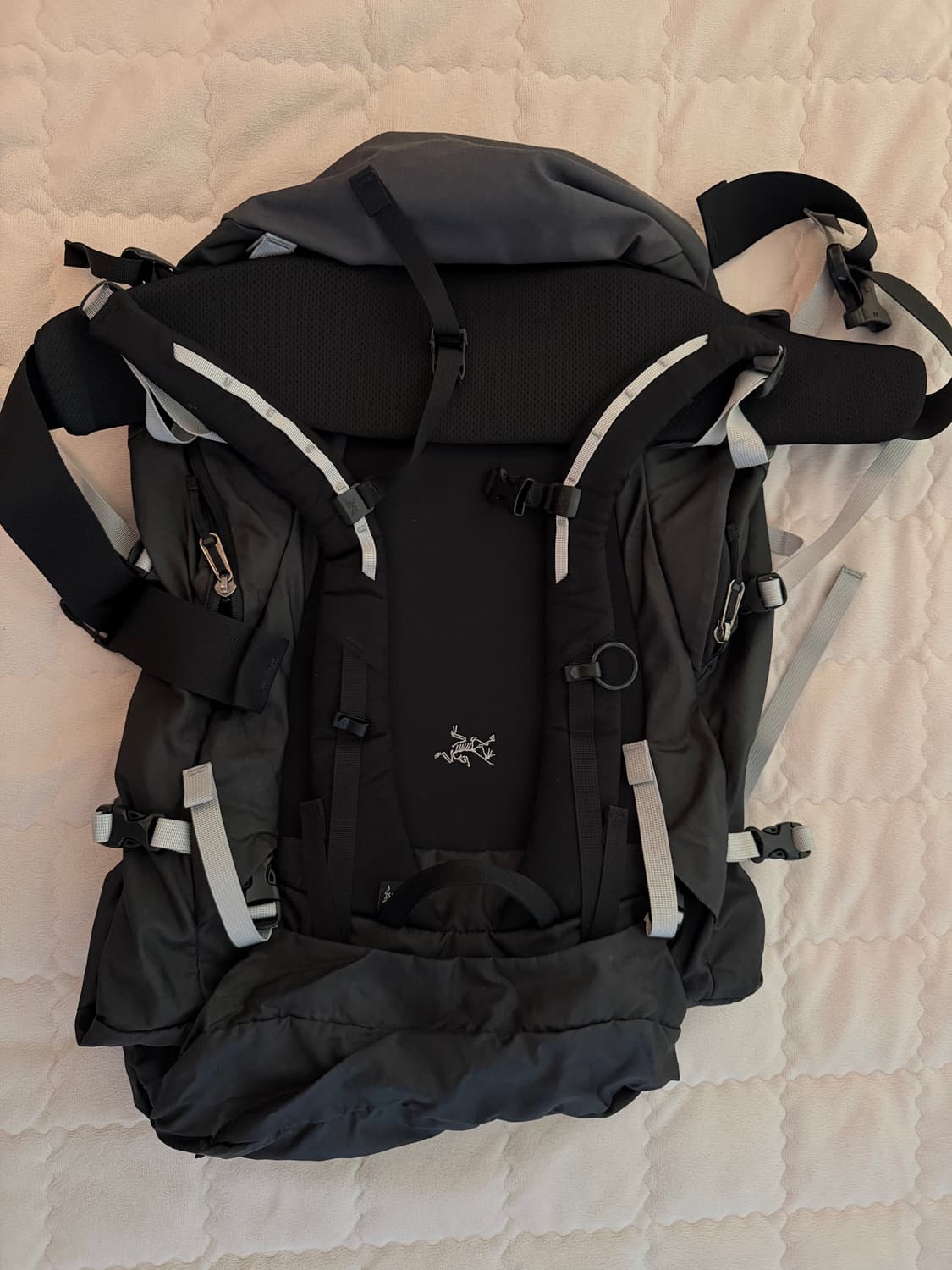 아크테릭스 알트라 48 백팩 블랙 상품이미지2