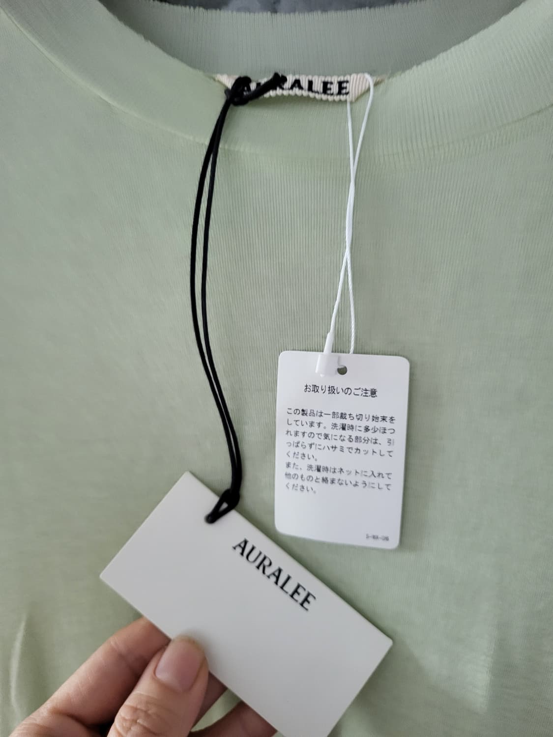 일본) 오라리 명품 여성 AURALEE 긴팔 티셔츠 상품이미지3