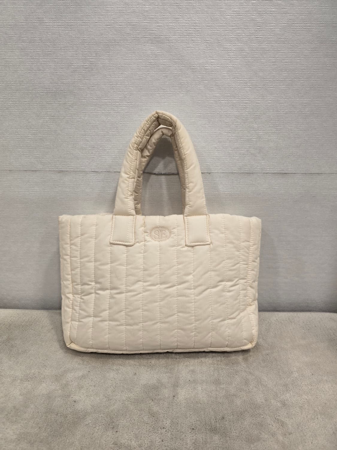 시엔느 패딩백 토트백 아이보리 상품이미지1