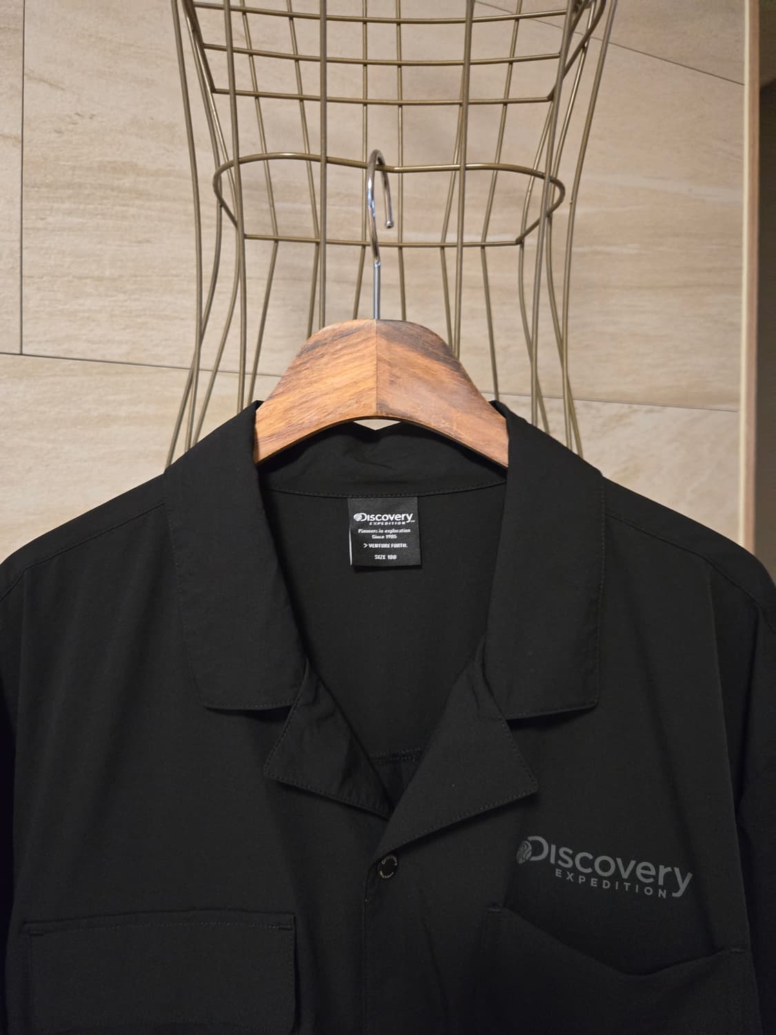 [100] 디스커버리 남성 반팔 셔츠 상품이미지4