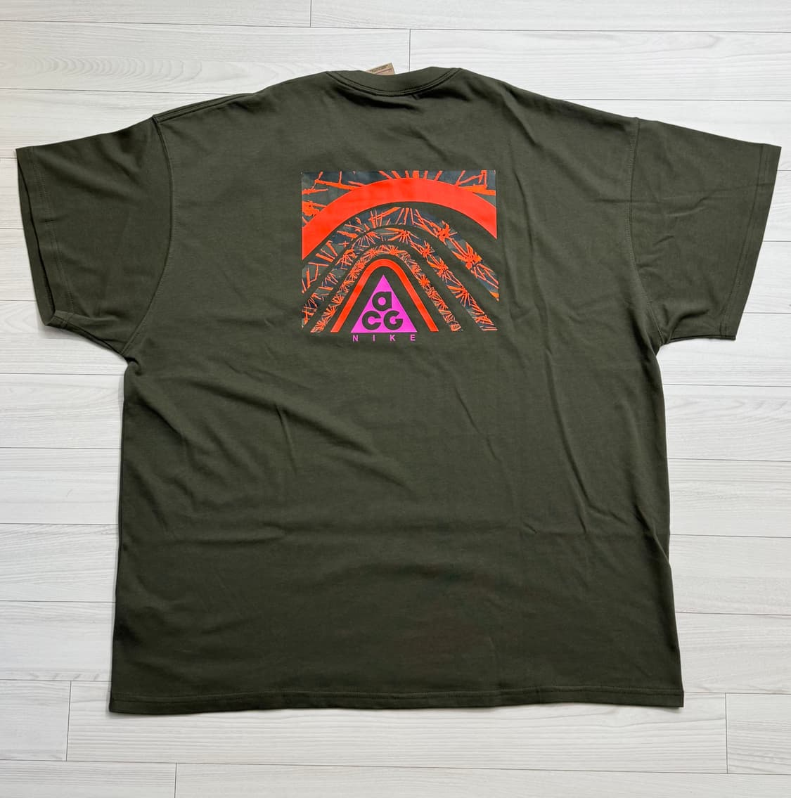 나이키 ACG 스플래터드 반팔 티셔츠 US/EU 2XL 상품이미지4