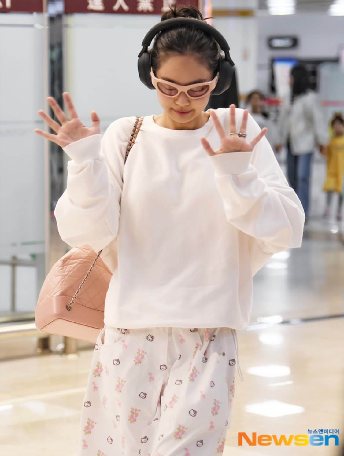오픈와이와이 헬로키티 파라슈트 팬츠 화이트 1 상품이미지6