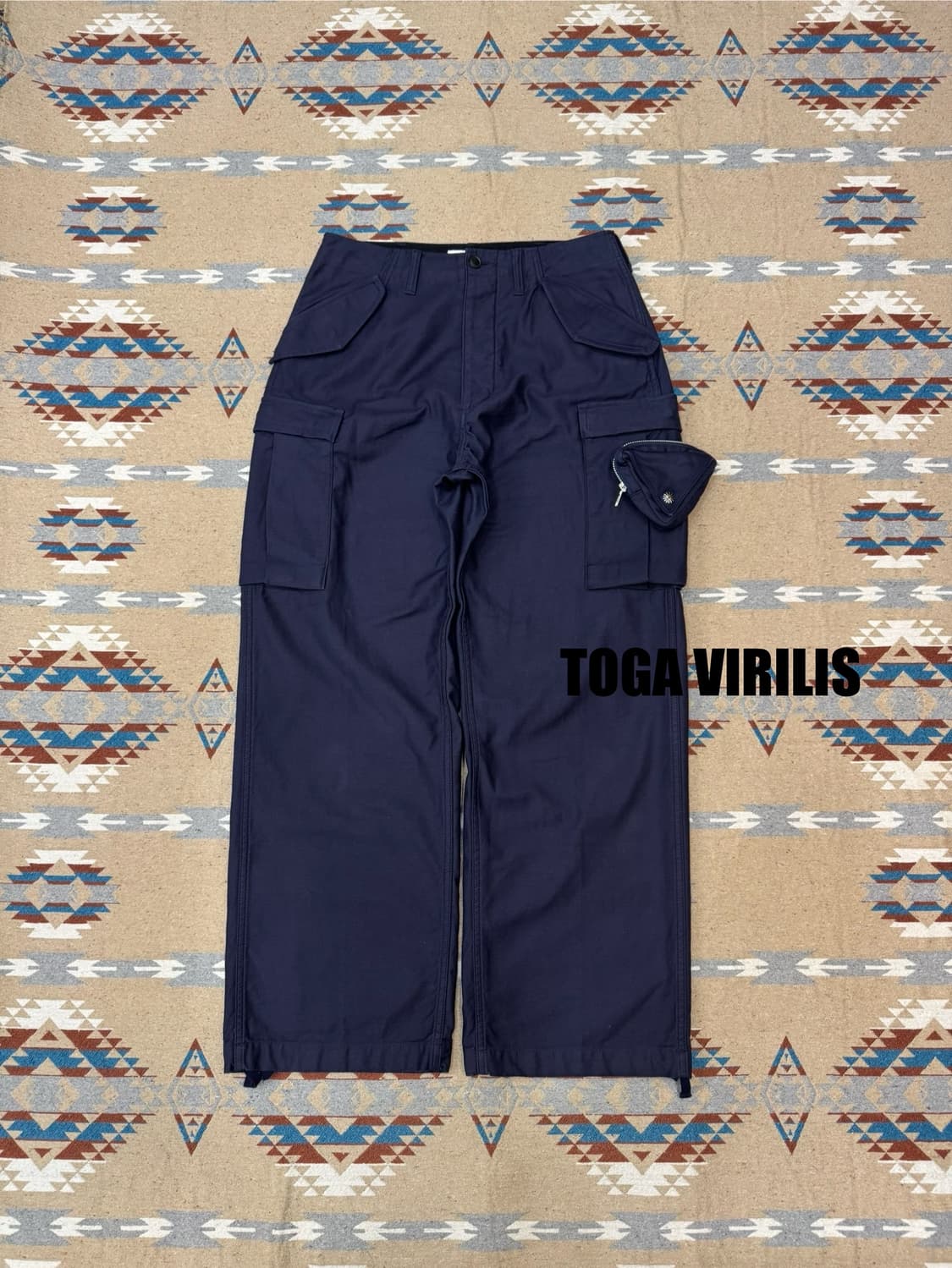 [46][M] 토가 비릴리스 코튼 카고 팬츠 네이비 상품이미지1