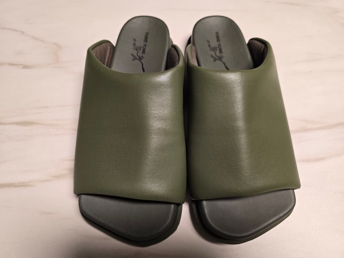 yume yume 유메유메 카키 샌들 41사이즈입니다. 상품이미지6