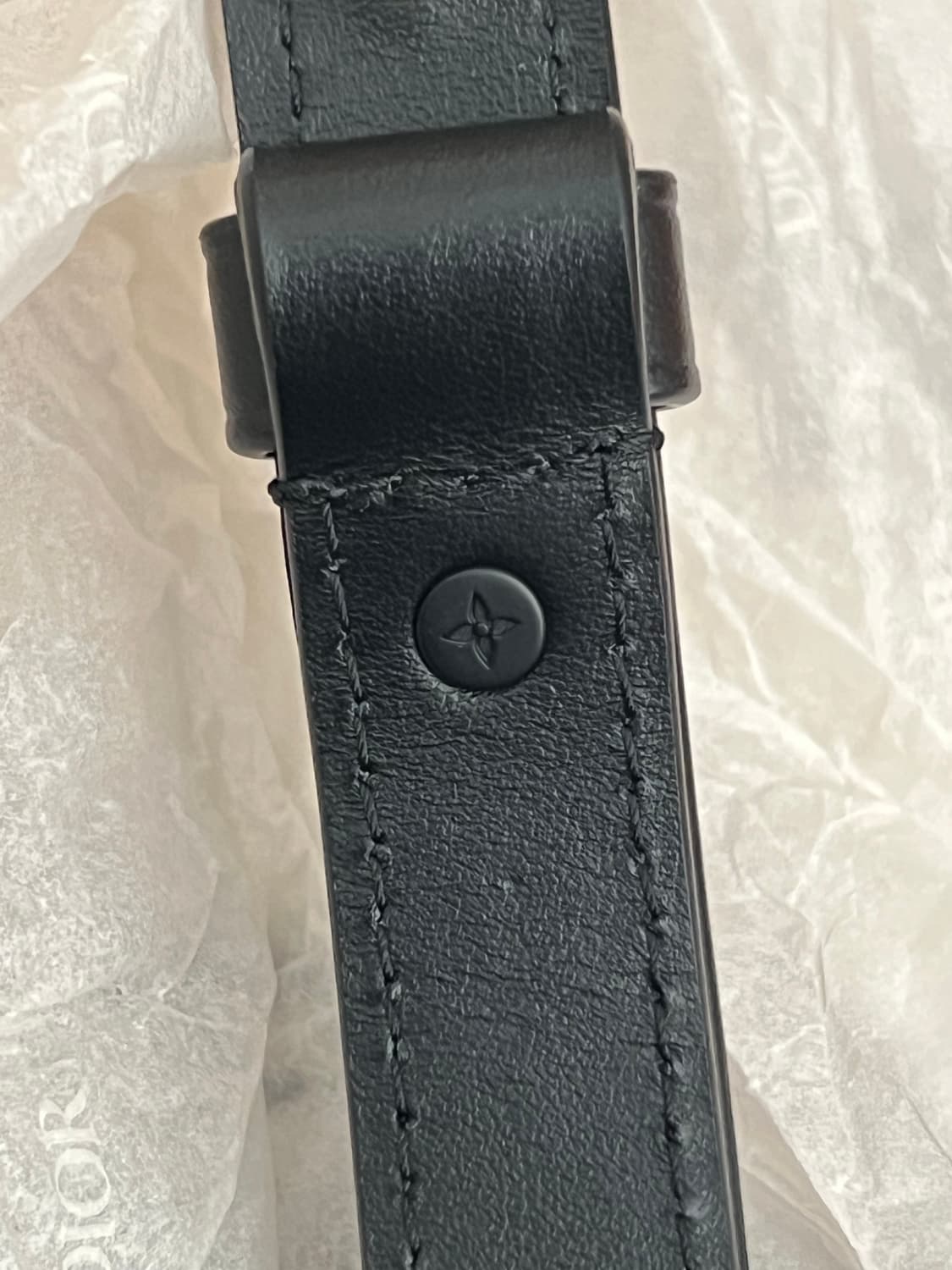 루이비통 소프트 트렁크 월렛 모노그램 이클립스 상품이미지5