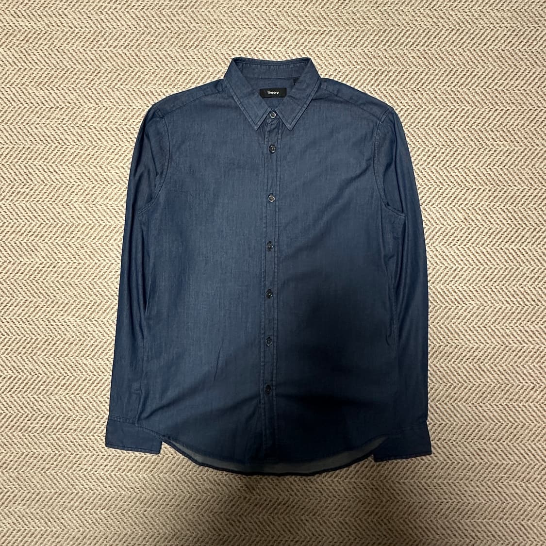 THEORY indigo blue shirt 상품이미지1