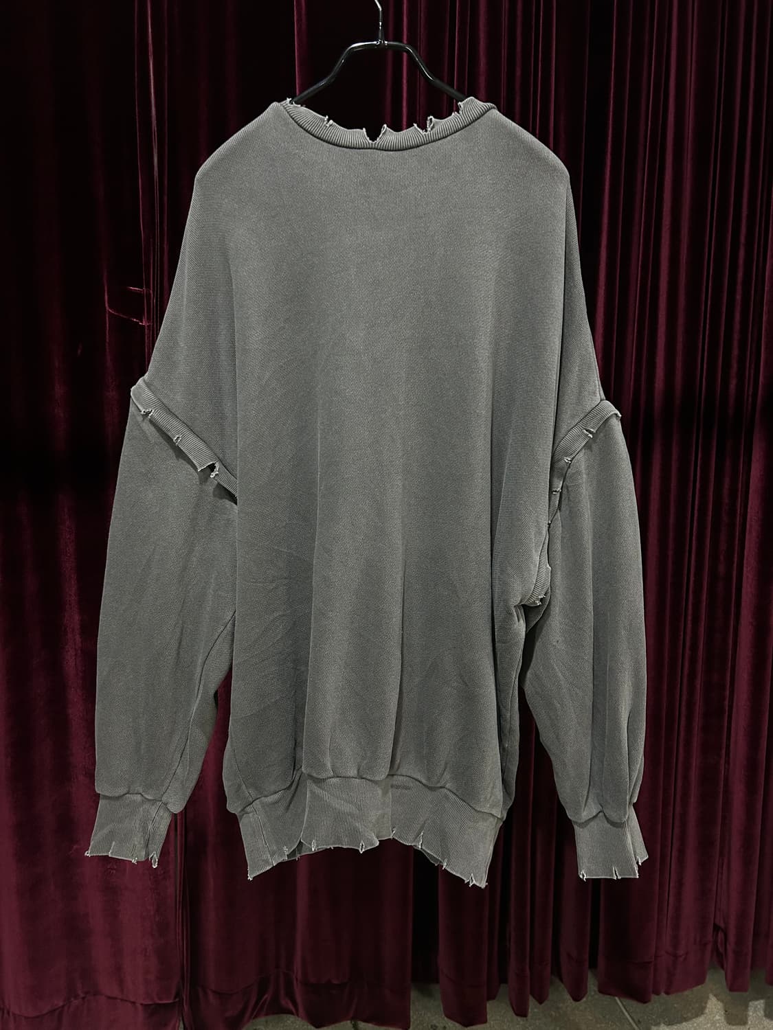 WHO'S WHO GALLERY utility sweatshirt 상품이미지4