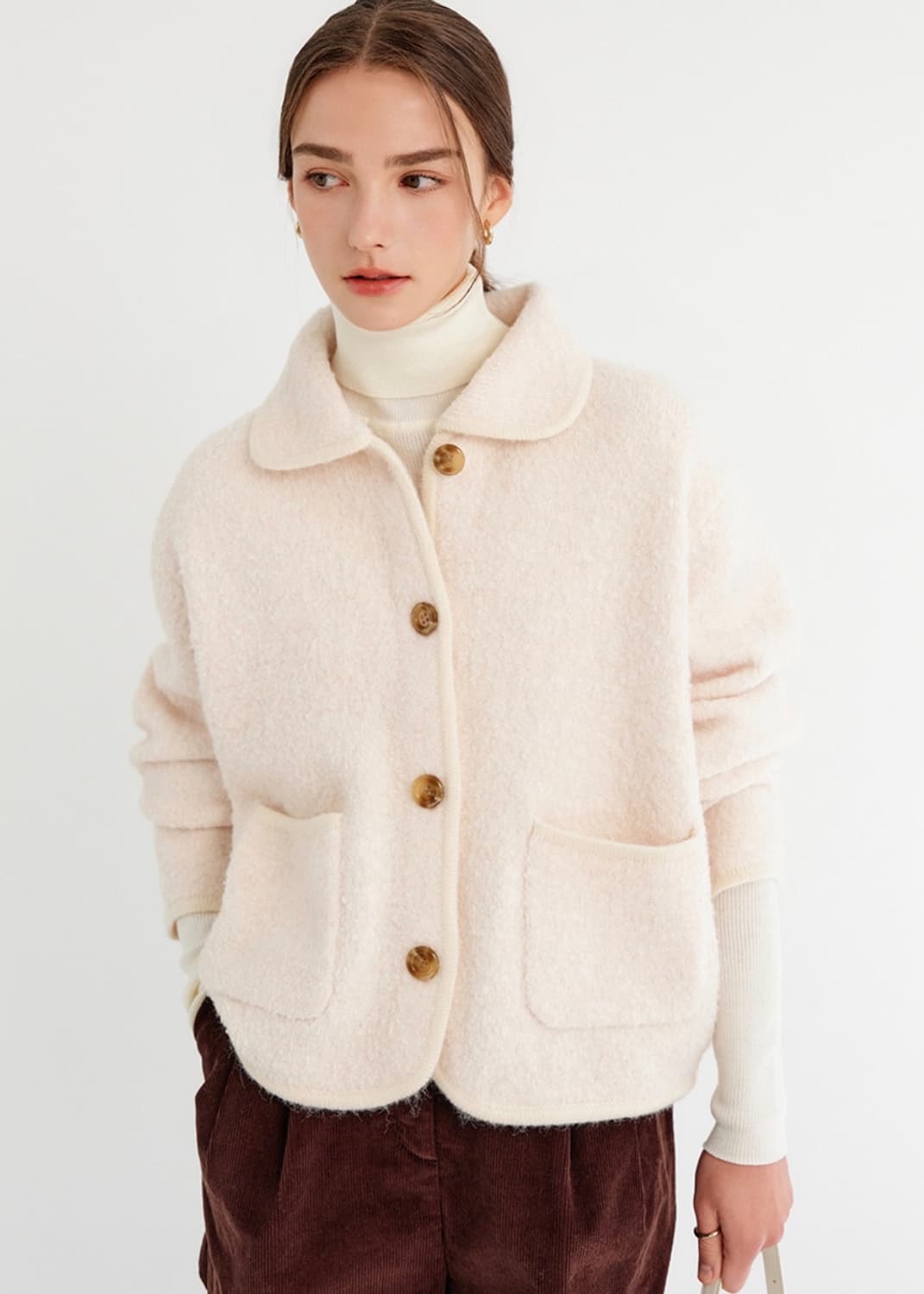 룩캐스트 몬디 부클 니트 가디건 _아이보리 상품이미지1