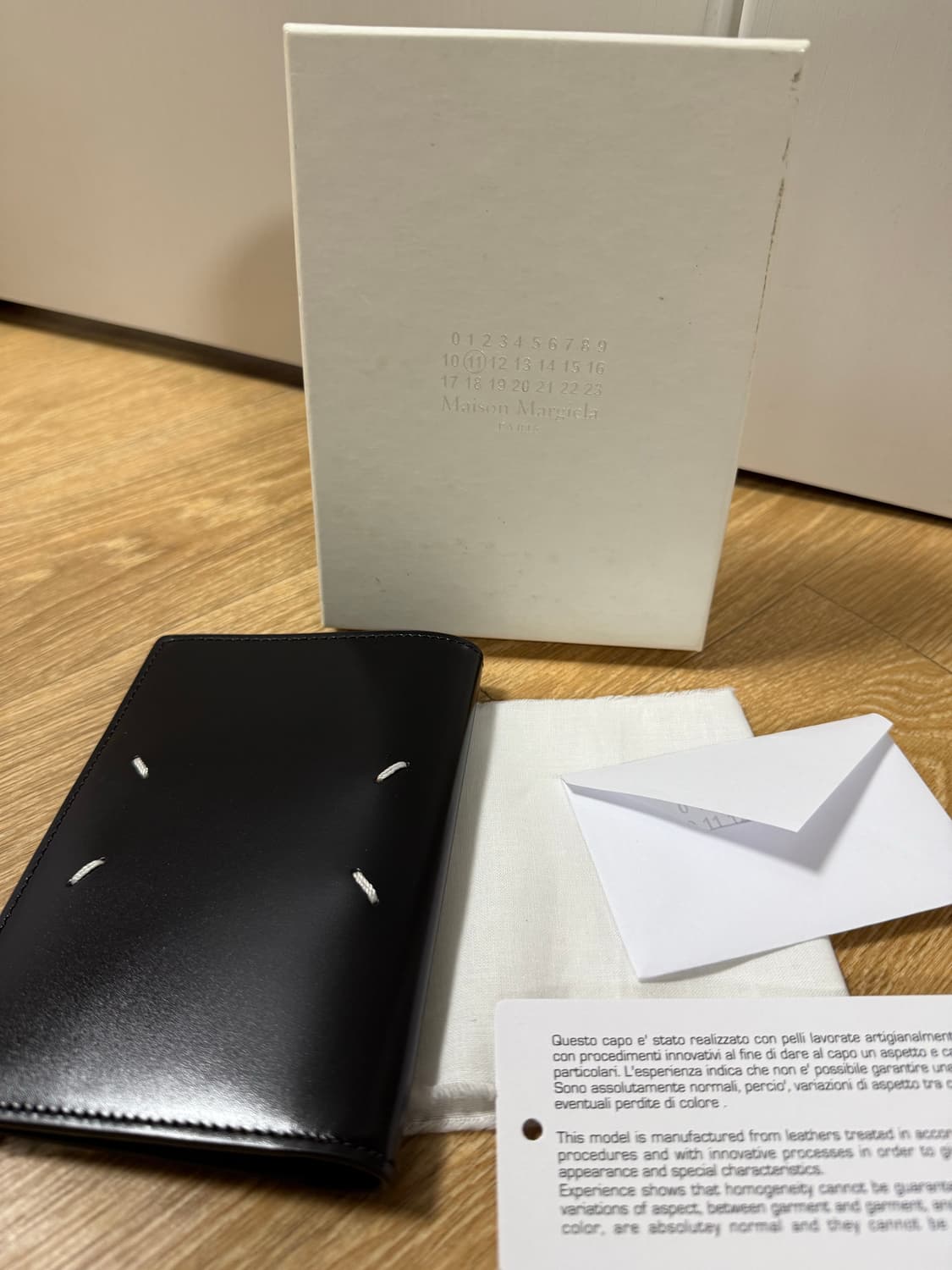 메종 마르지엘라 스티치 여권 케이스 (블랙) 상품이미지5