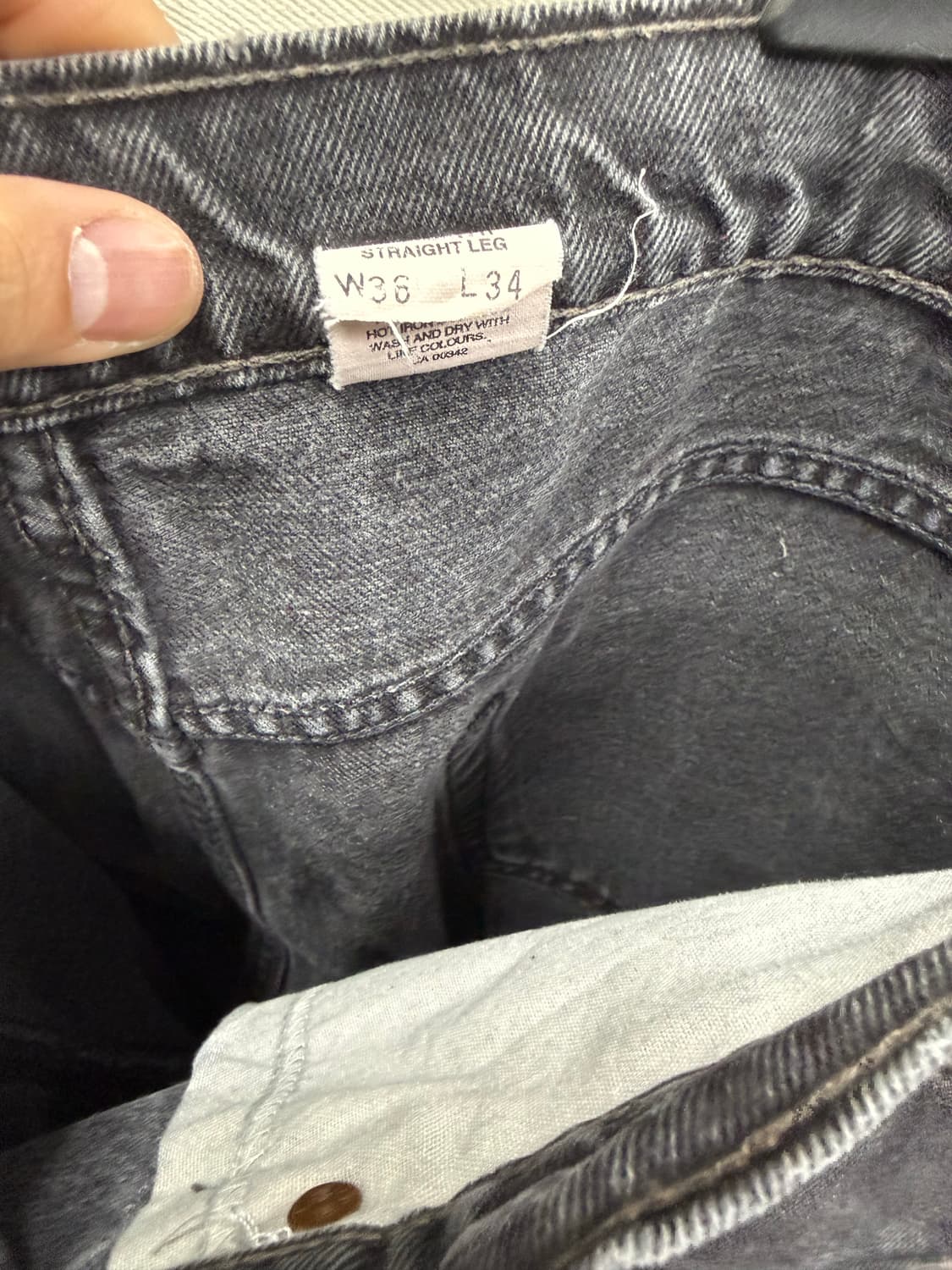 90’s 리바이스 블랙 505 팝니다. 상품이미지5