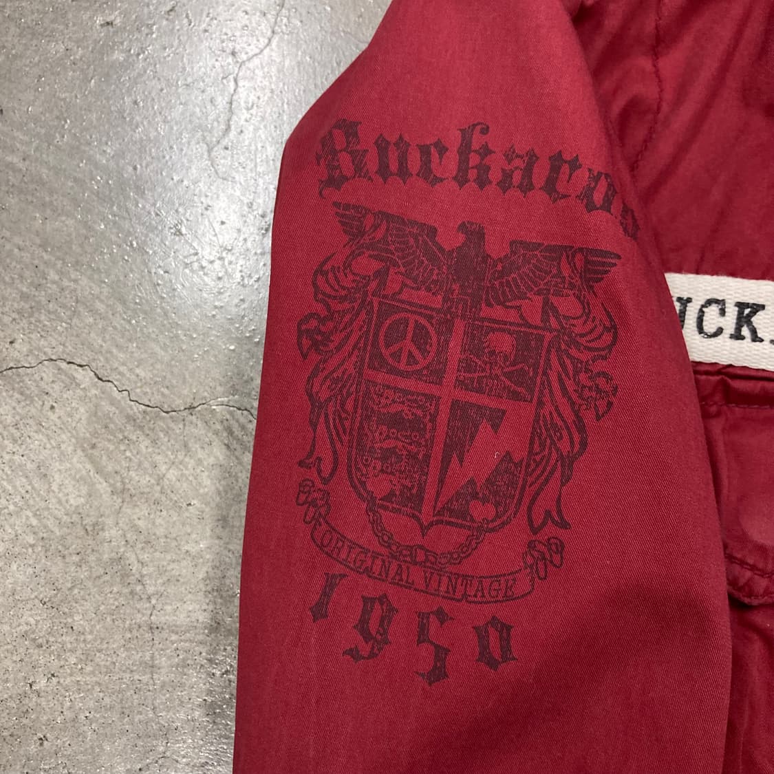 버커루 y2k 버건디 컬러 빅로고 필드 자켓 상품이미지5