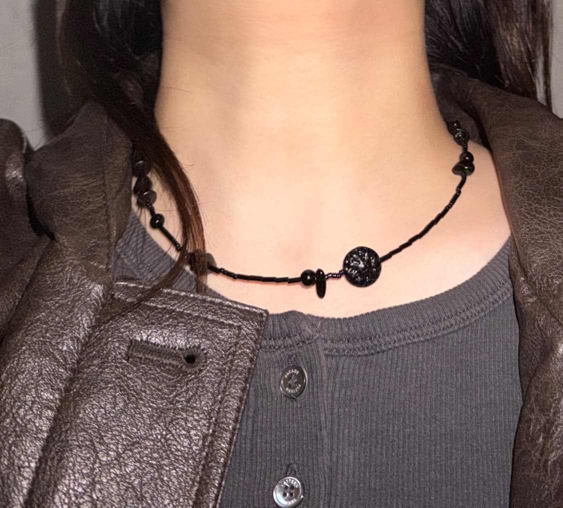 [rrrocnoc] yeon 블랙 비즈목걸이 상품이미지6