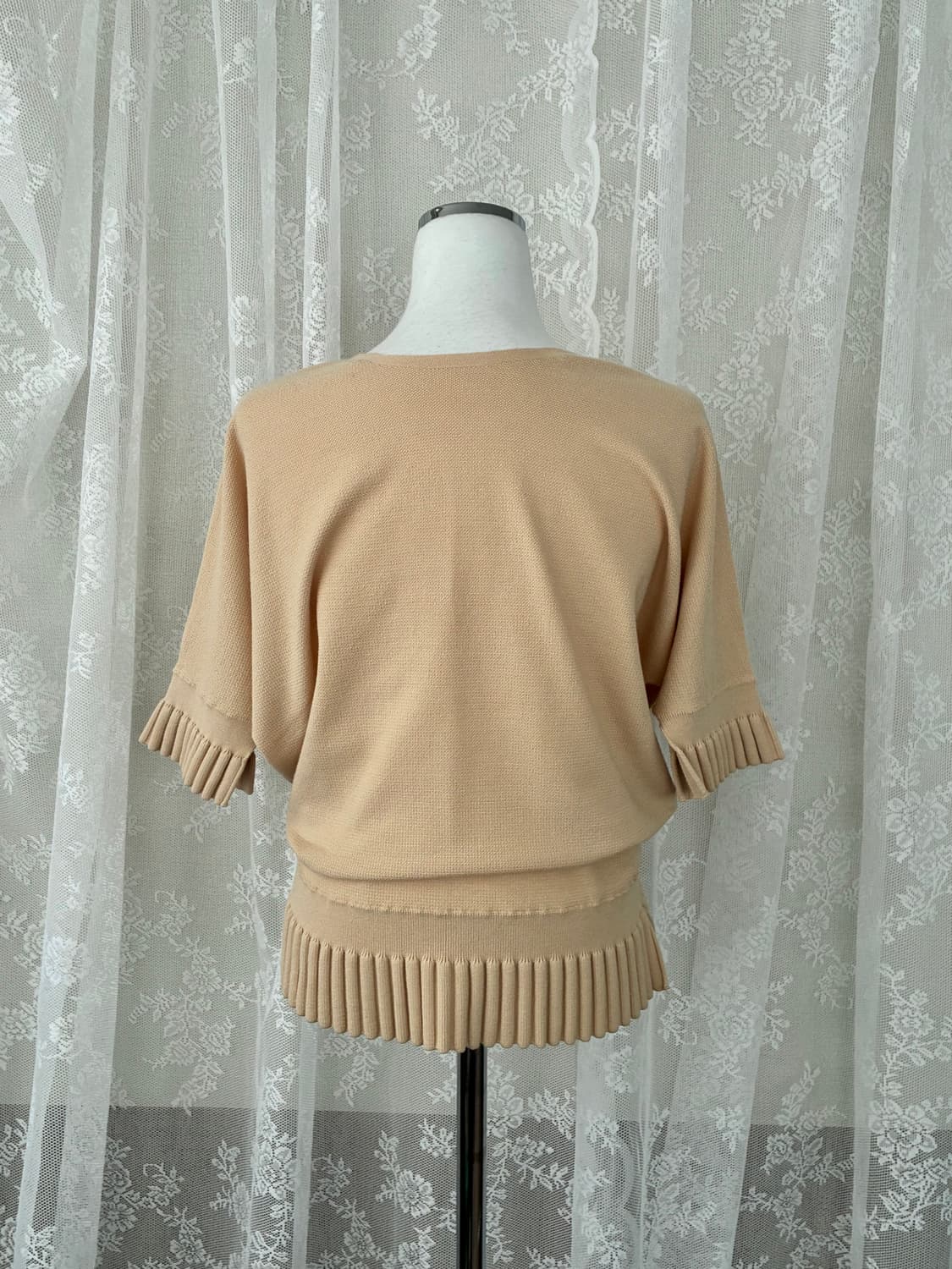 90) 한섬 랑방 컬렉션 브이넥 반팔 니트 베이지 상품이미지3