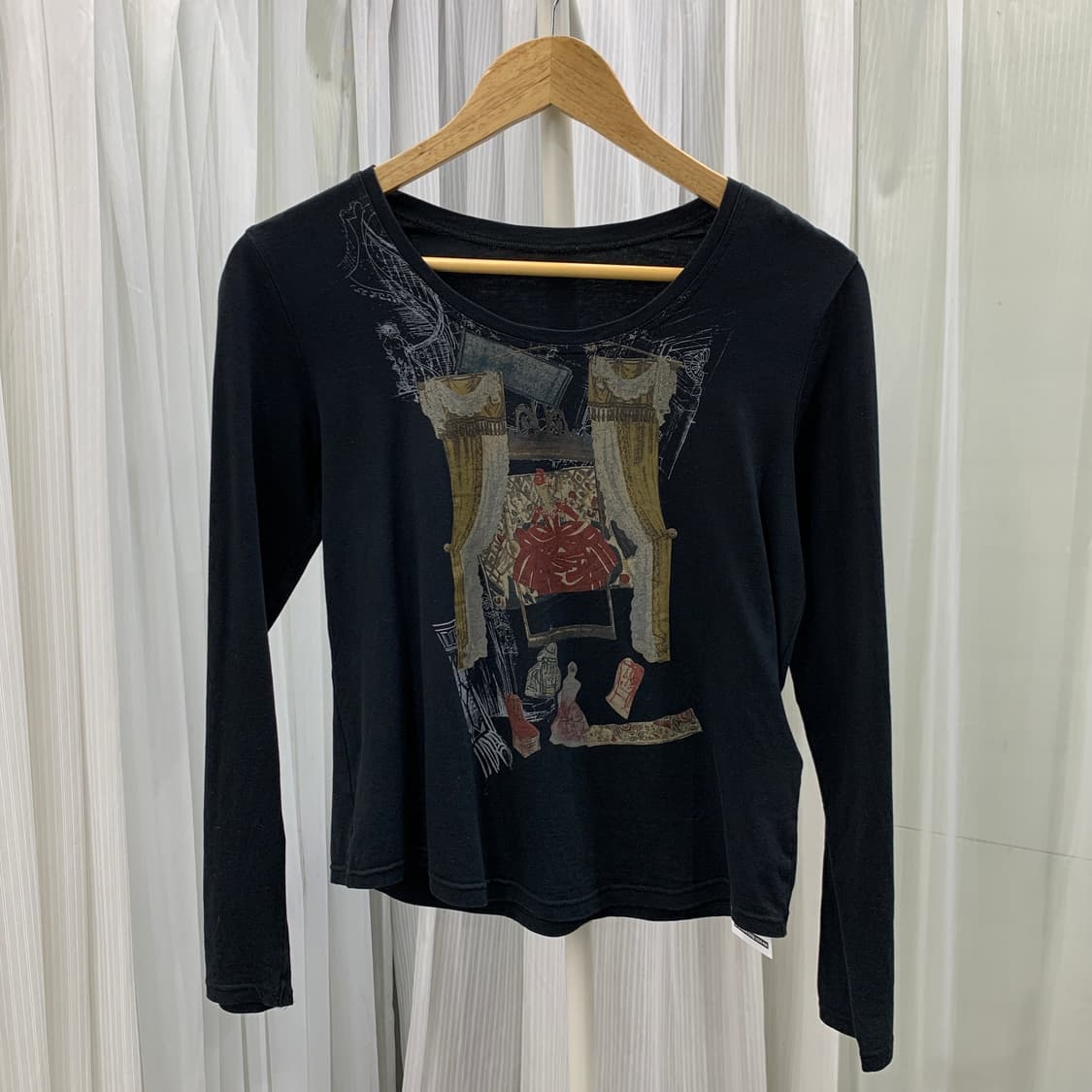 빌 다쥐르 ville d'azur 드로잉 프린트 긴팔티셔츠 1703 상품이미지1