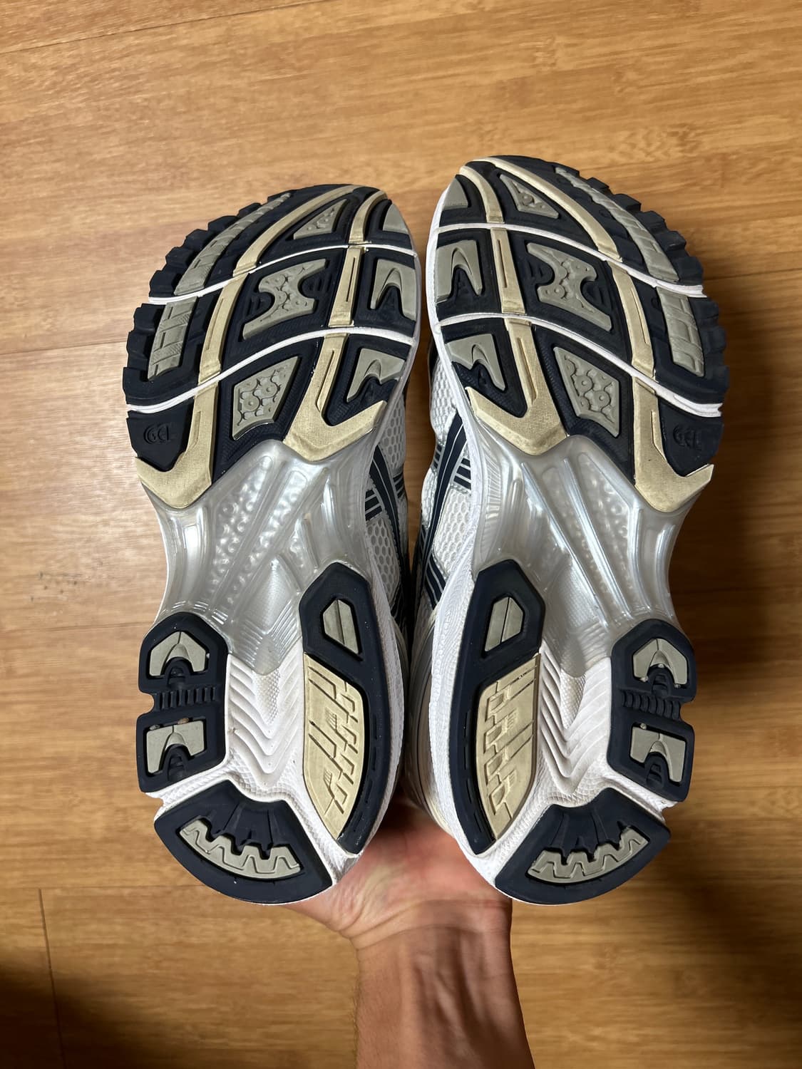 아식스 젤카야노14 화이트 미드나잇 280mm 상품이미지5