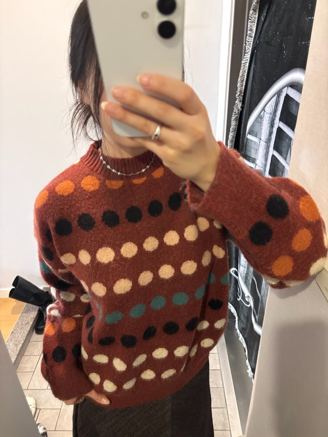 컬러 도트 긴팔 니트 상품이미지1