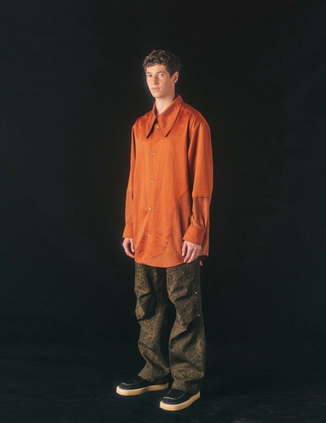 앤더슨벨 빅카라 커브드 롱 셔츠 S 상품이미지3