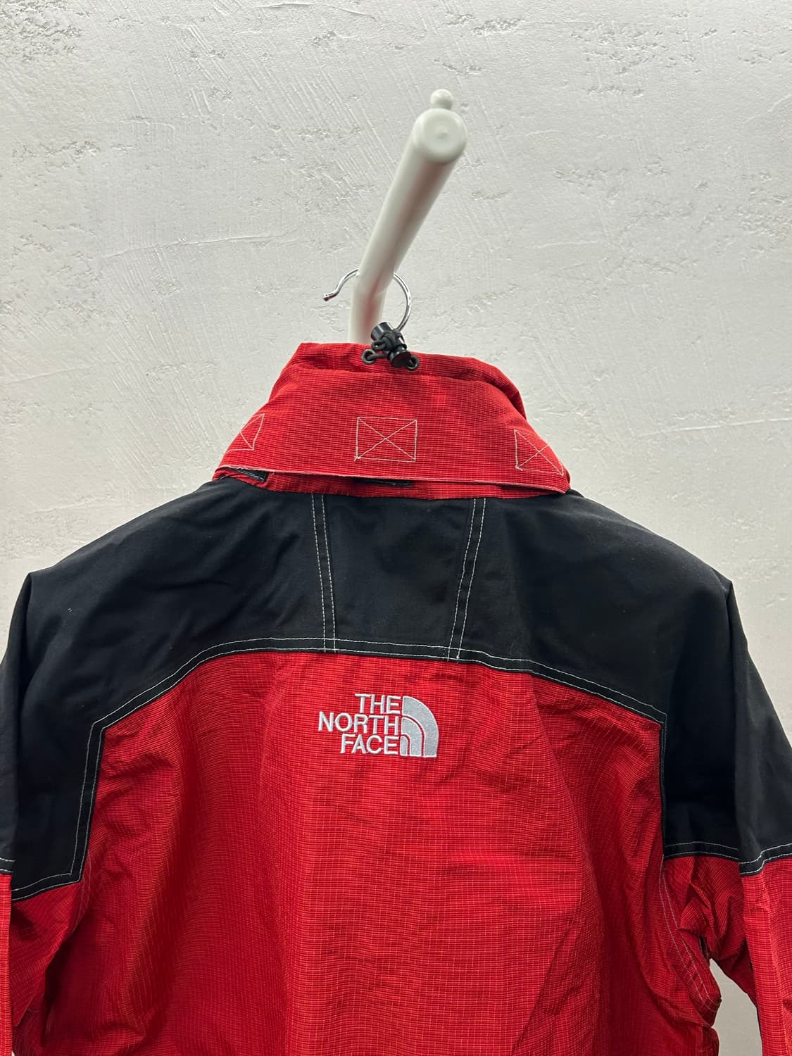노스페이스 레드 방풍 자켓 상품이미지3