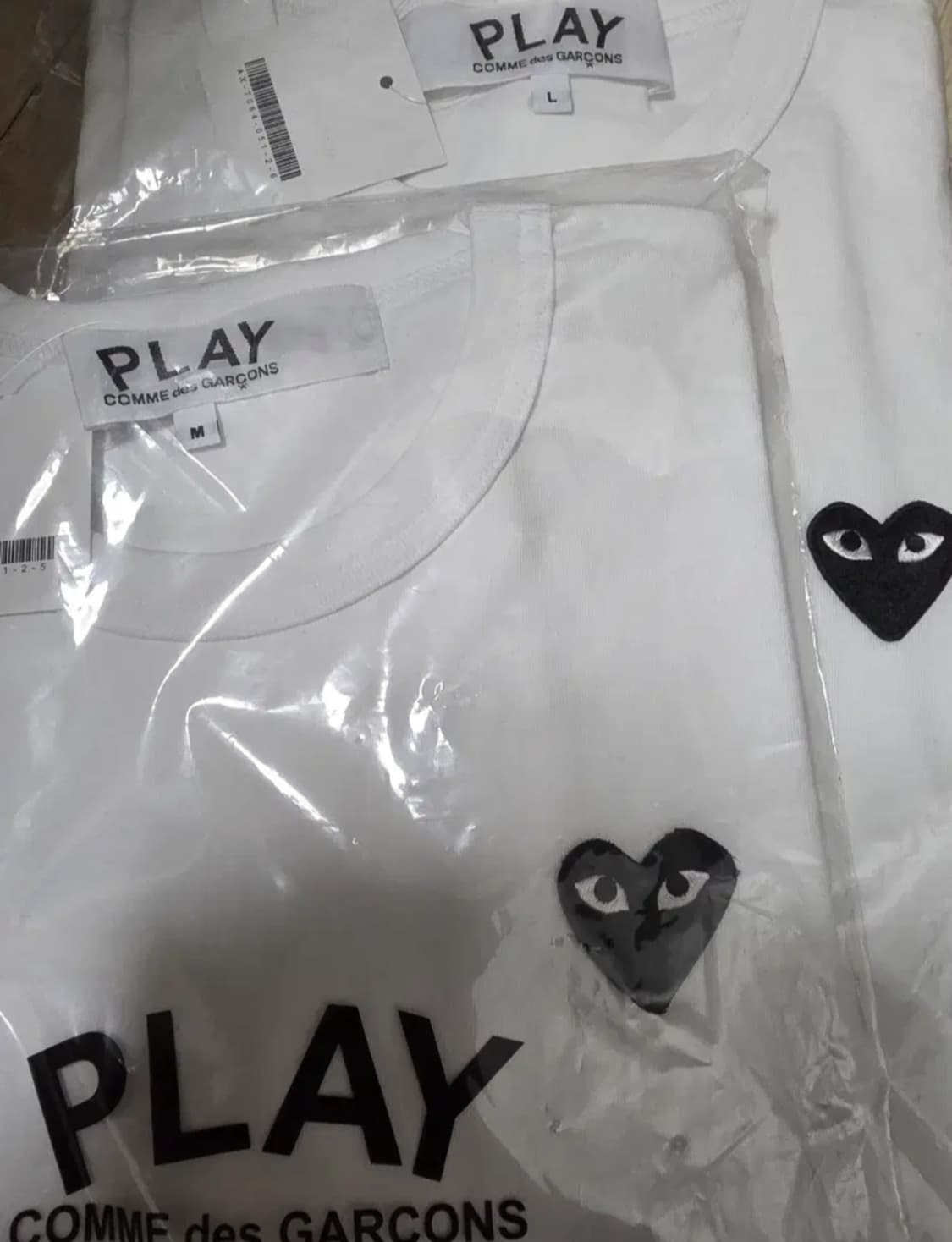 꼼데가르송 플레이 화이트.블랙 반팔 티셔츠 M 상품이미지4