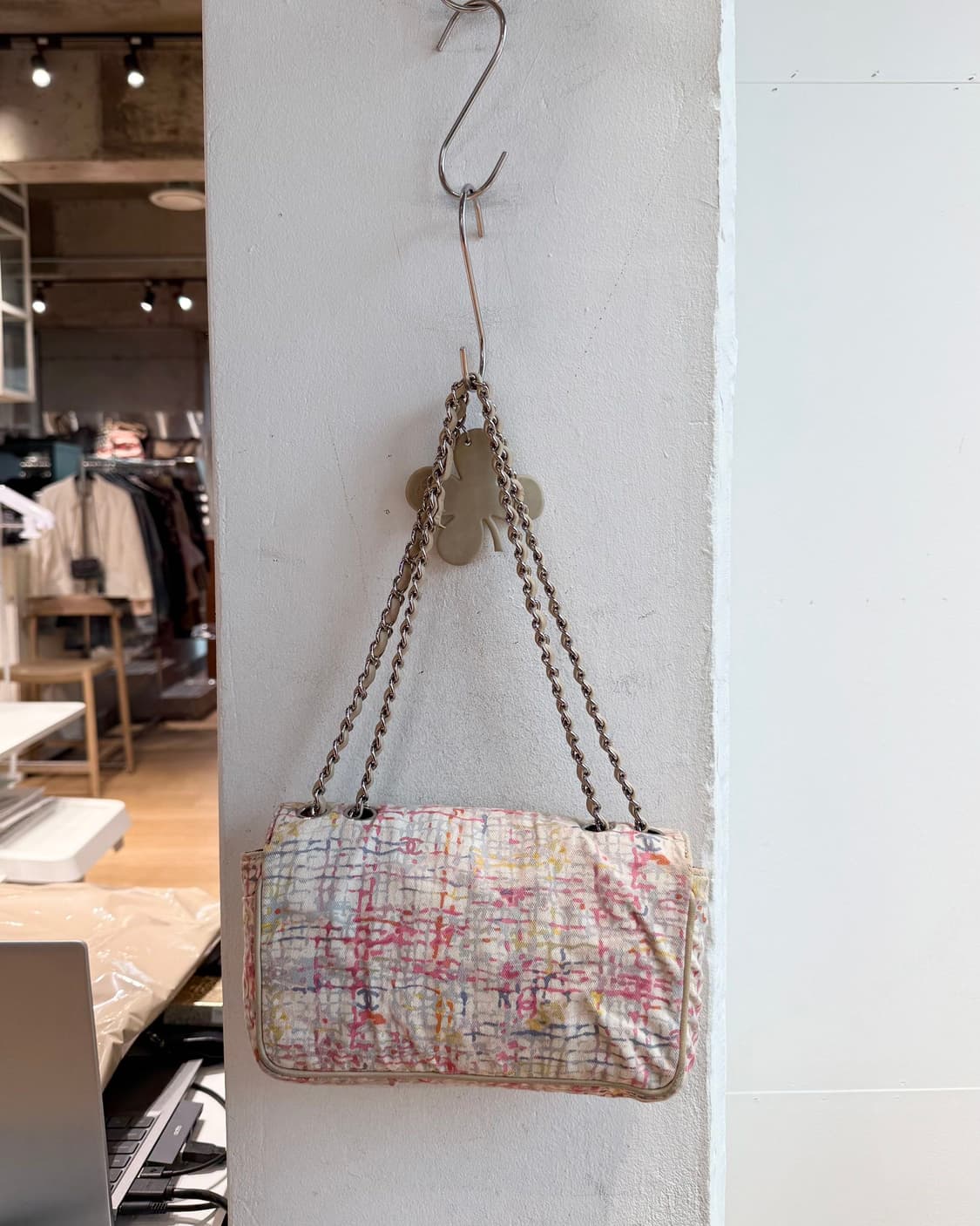 샤넬 05 럭키 참 포셰트 체인 숄더백  상품이미지5