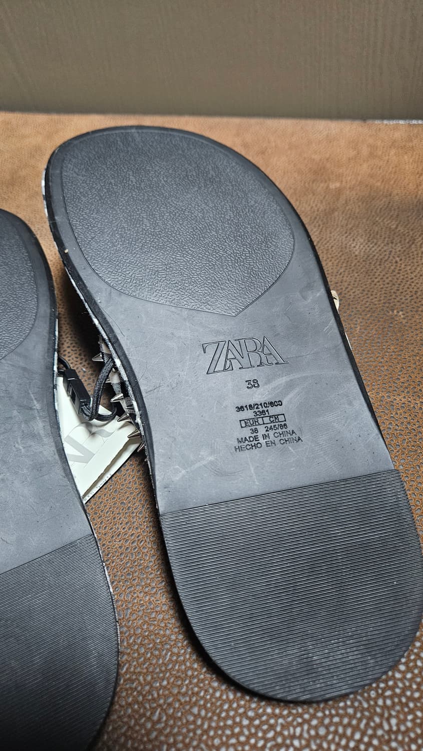 자라 체크원단 스터드 쪼리 슬리퍼(38) 새상품 상품이미지3