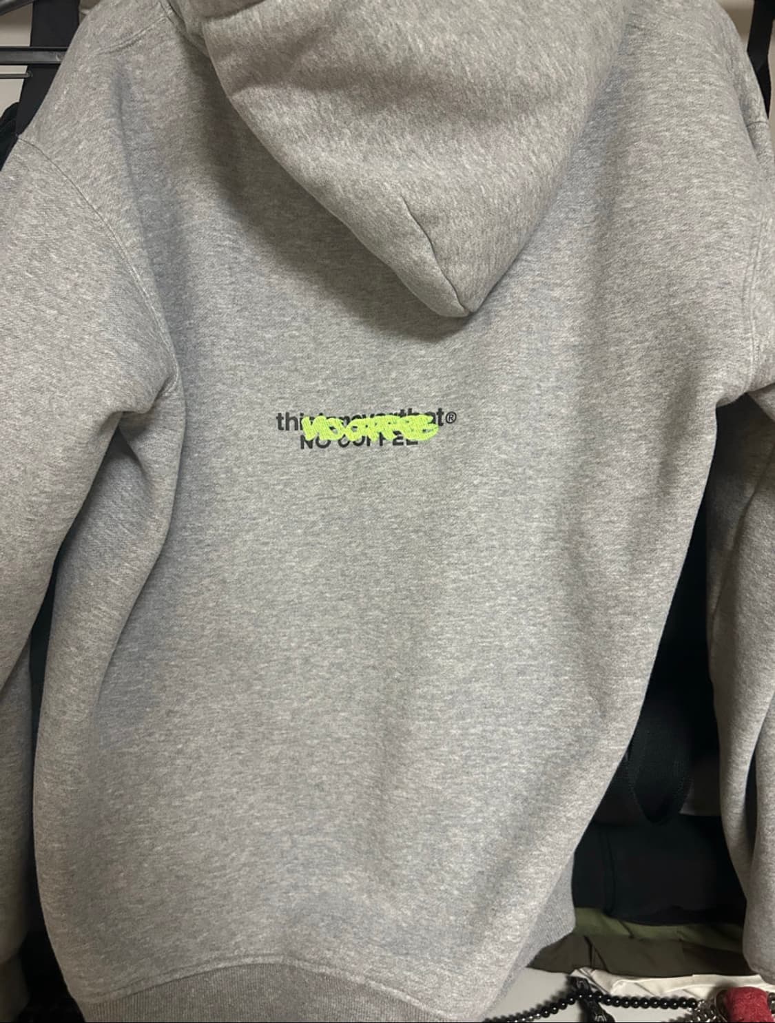 (XL) 디스이즈네버댓 X 노커피 콜라보 그레이 후드 상품이미지2