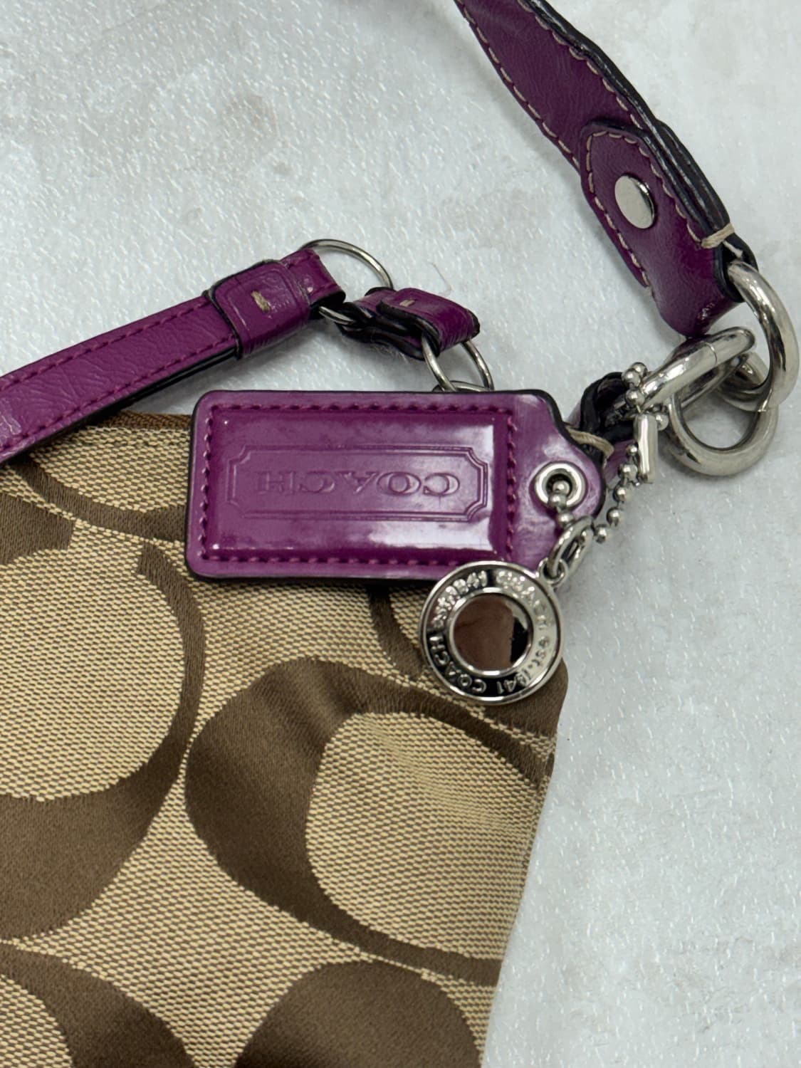 •Coach 캔버스 시그니처 호보백 상품이미지7