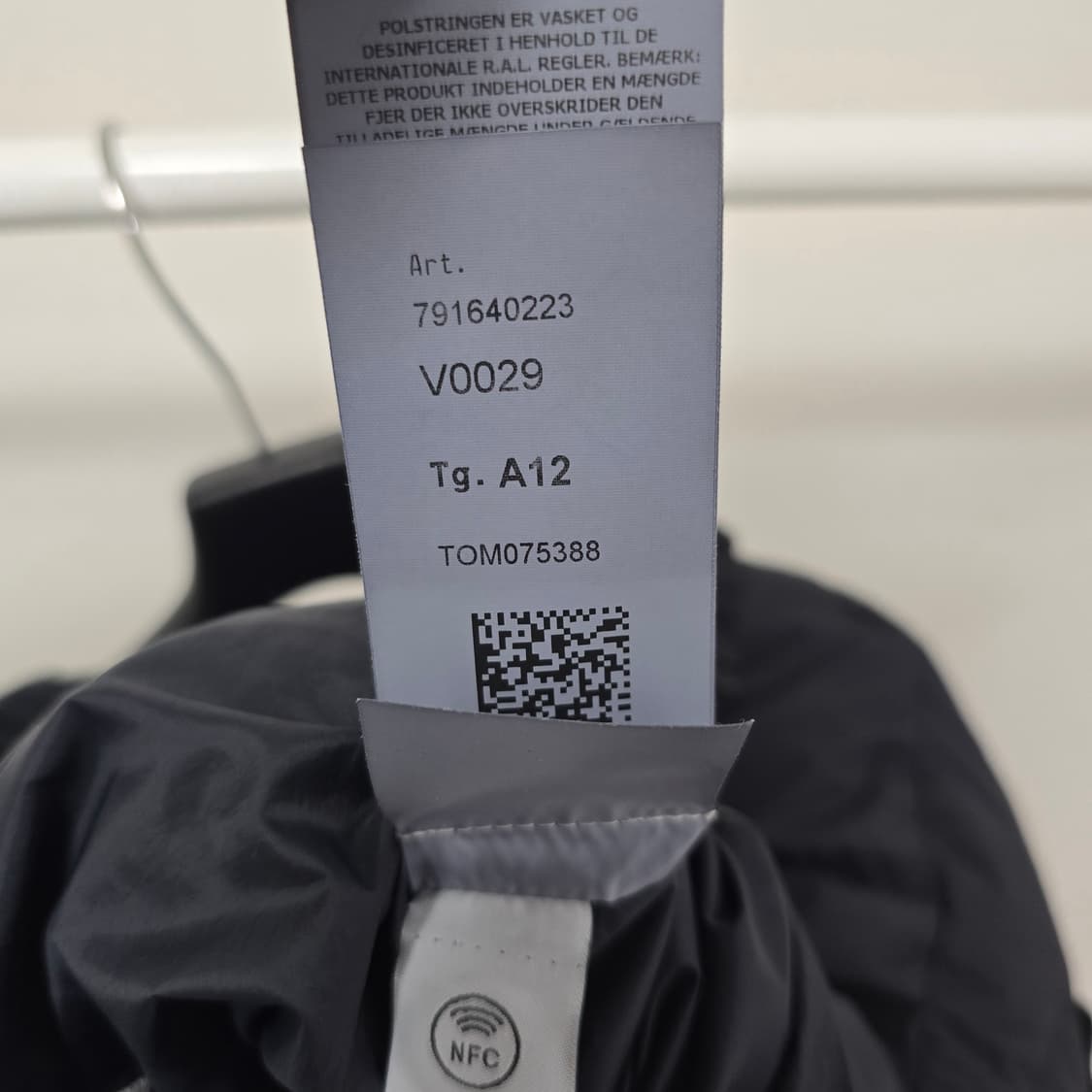 23fw 스톤아일랜드 크링클랩스 패딩 12사이즈 판매 상품이미지4