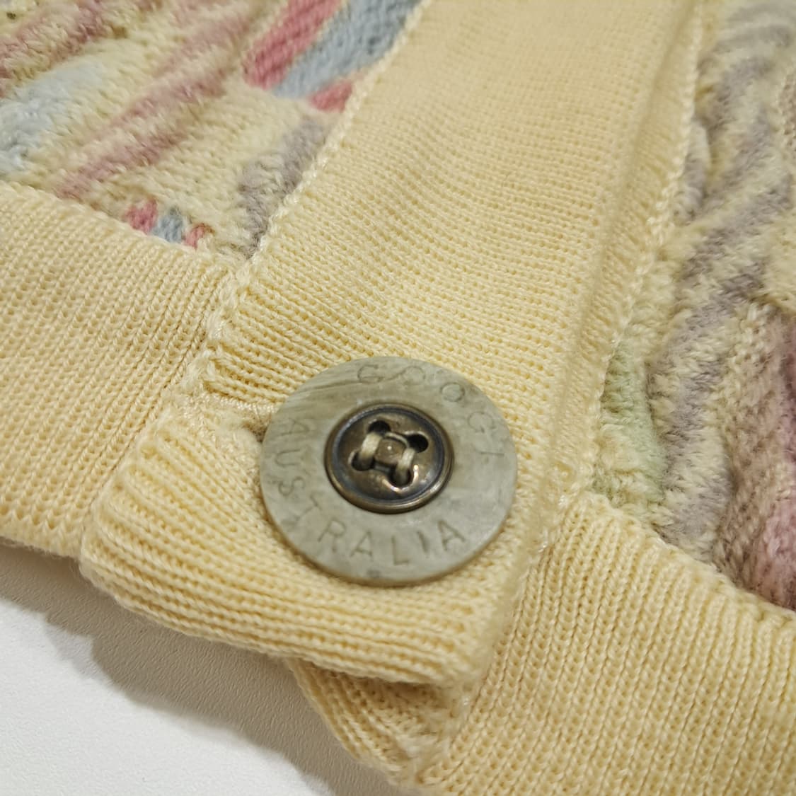 CL114 L COOGI 멀티 컬러 퓨어 울 버튼 카디건 상품이미지4