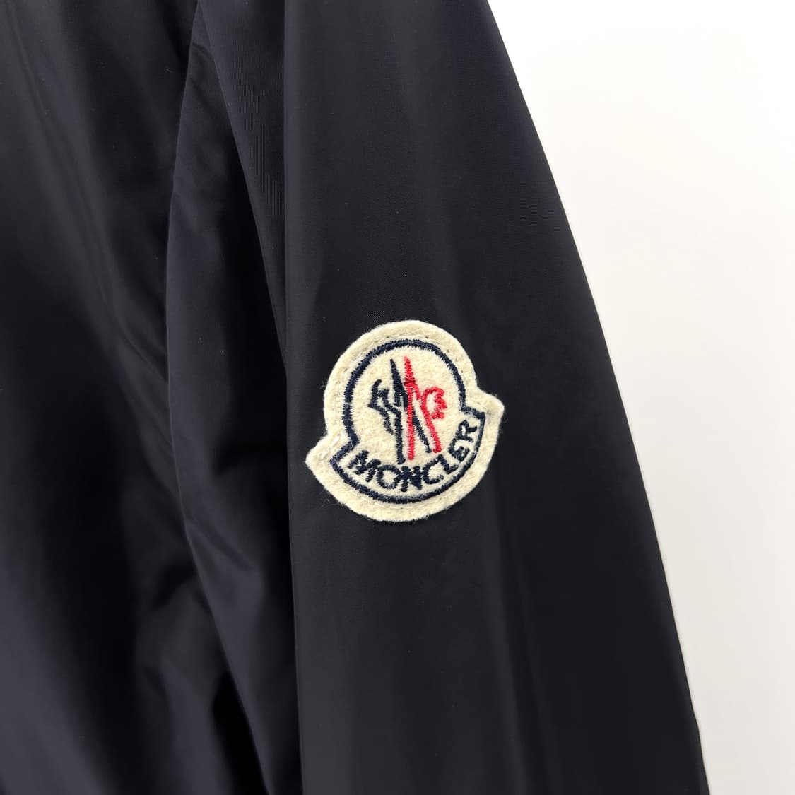 [2사이즈] 몽클레어 바람막이 집업 자켓 네이비 상품이미지6