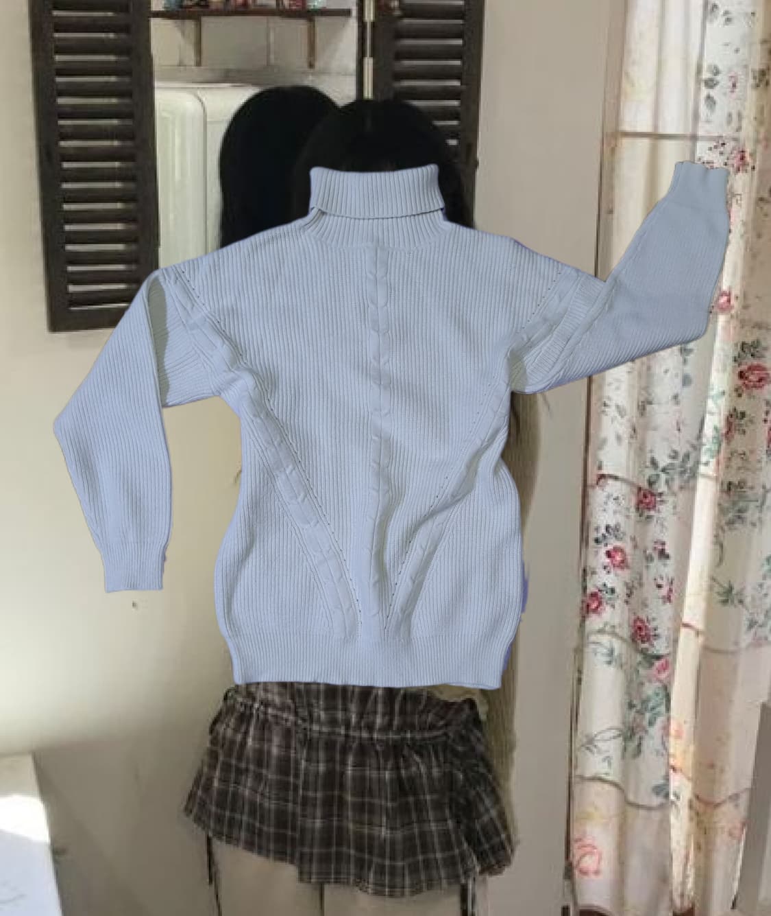 모리걸 아이보리 하이넥 터틀넥 니트 상품이미지1