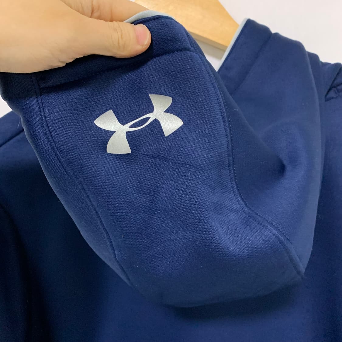 언더아머 져지 재질 후드티 남성 L 상품이미지4