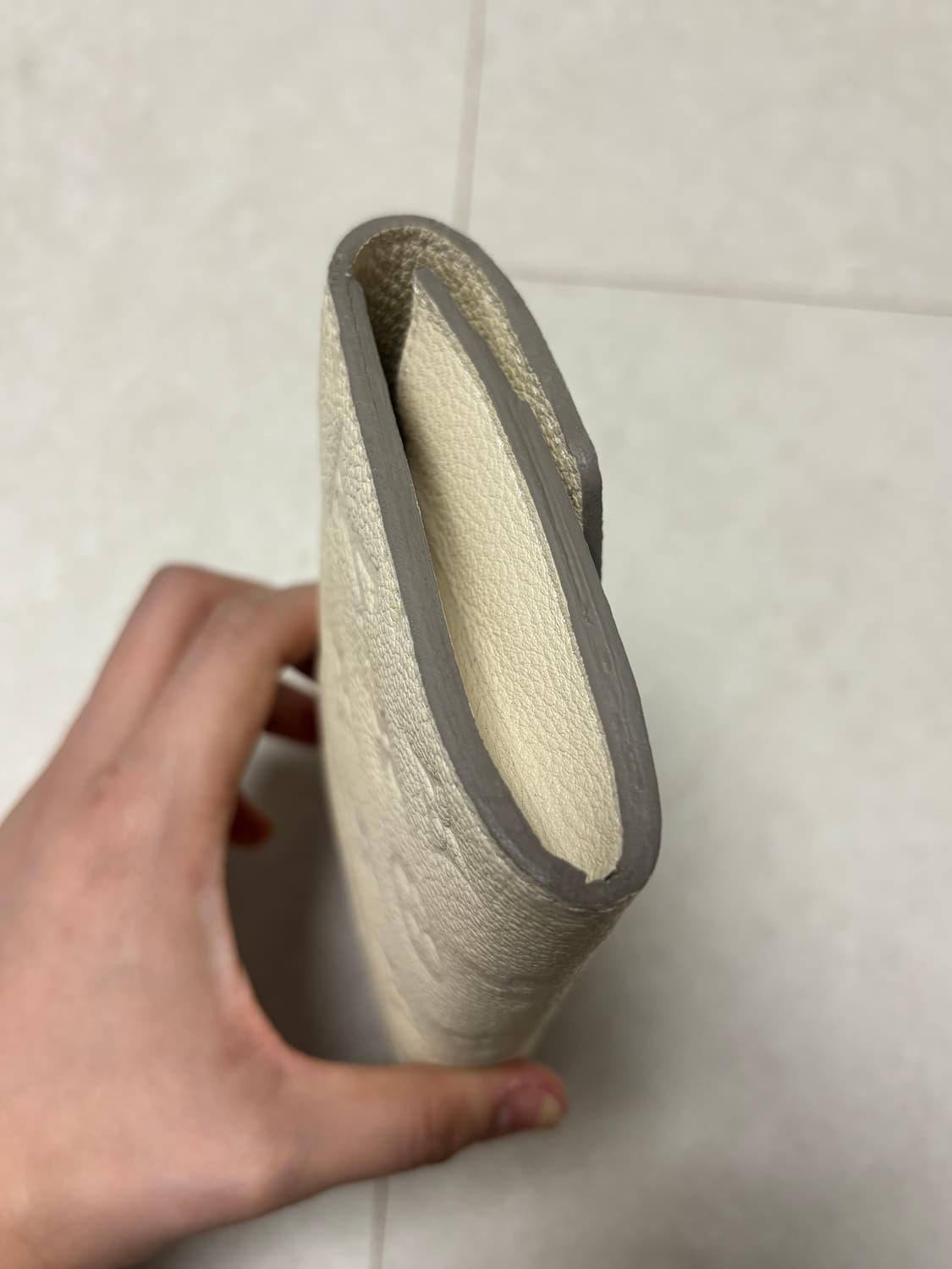 루이비통 모노그램 앙프렝뜨 아이보리 장지갑 상품이미지7