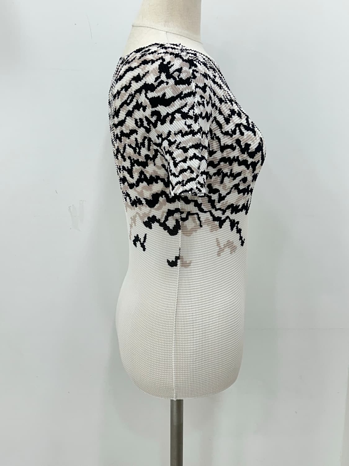 이세이미야케 가디건 반팔 set 상품이미지6