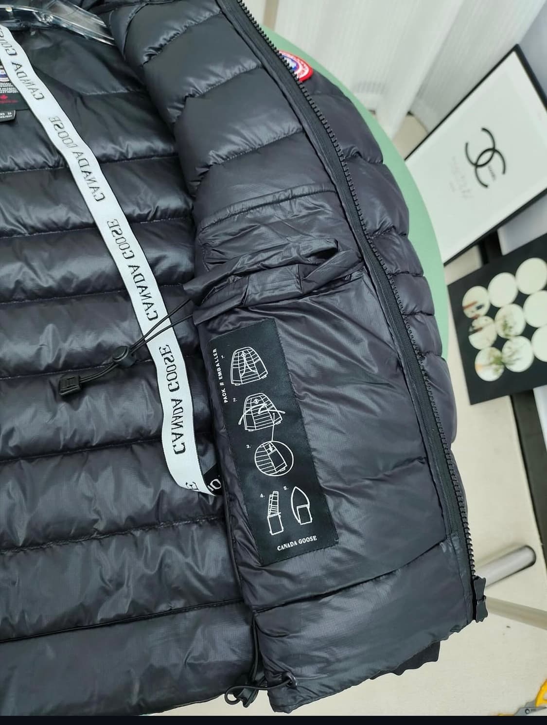 캐나다구스 경량패딩 (네고 가능) 상품이미지3