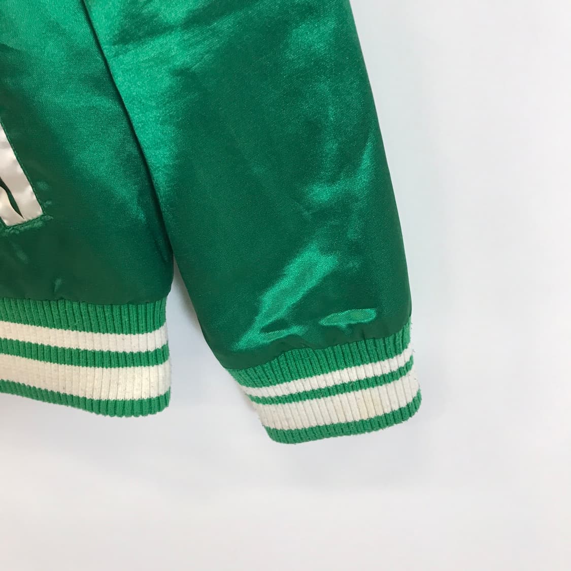 NBA 보스턴셀틱스 사틴 바시티점퍼 그린 [L사이즈] 상품이미지3