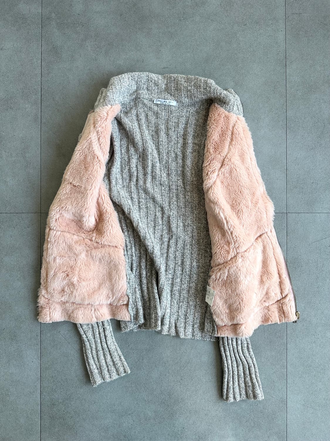 ma.ka.oi ITALY 베이비핑크 퍼 니트 집업 상품이미지6