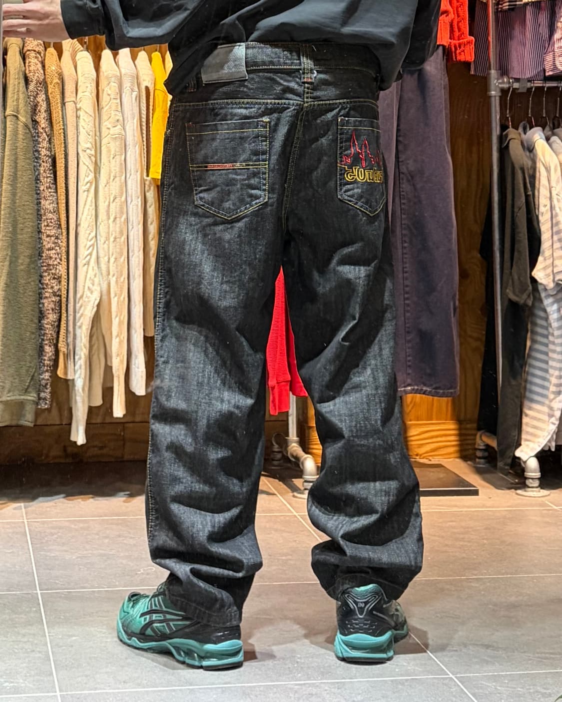 36in FUBU 푸부 시티그래픽 옐로우 스티치 흑청 팬츠 상품이미지2