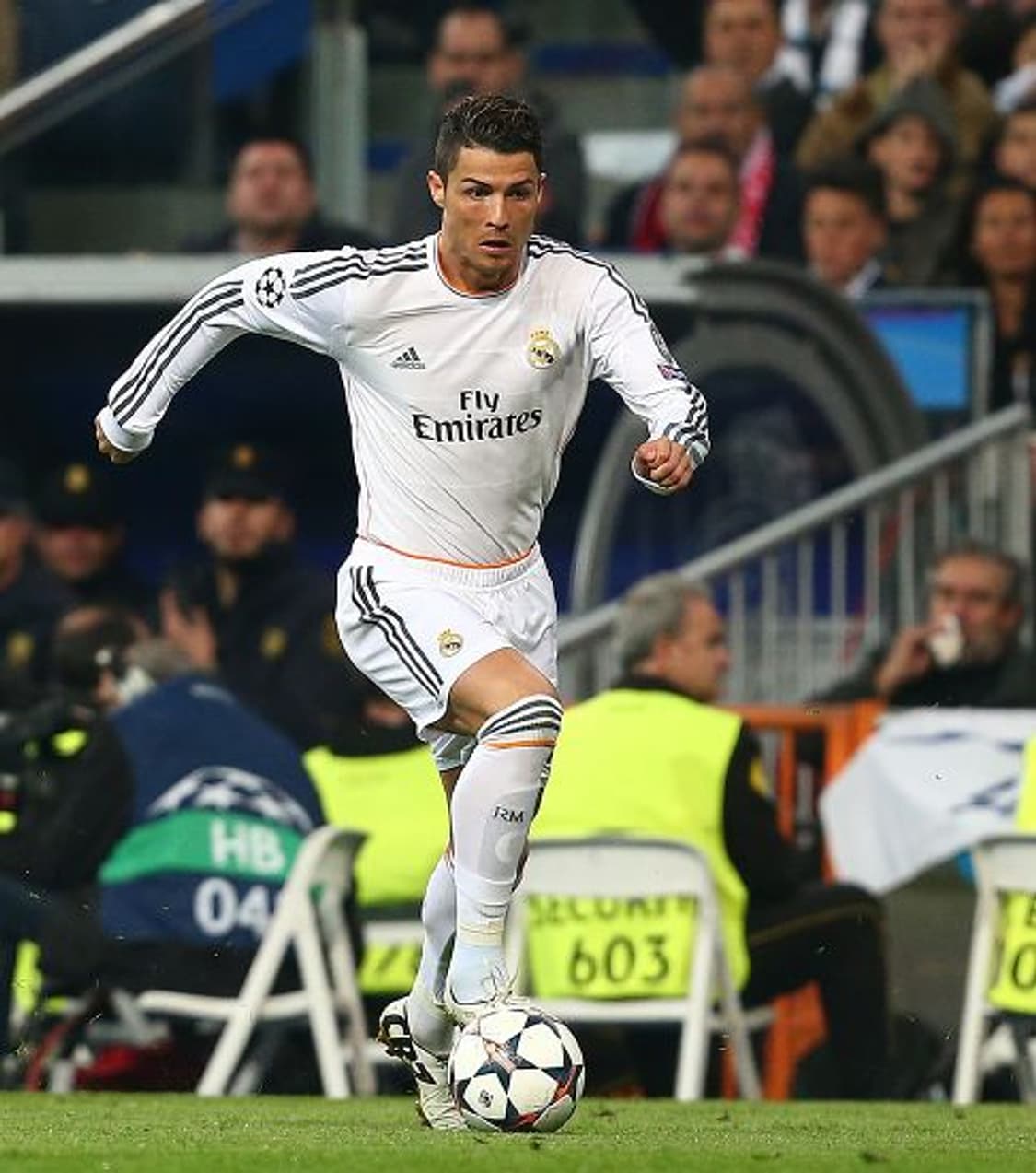 레알마드리드 13시즌 호날두 유니폼 상품이미지5