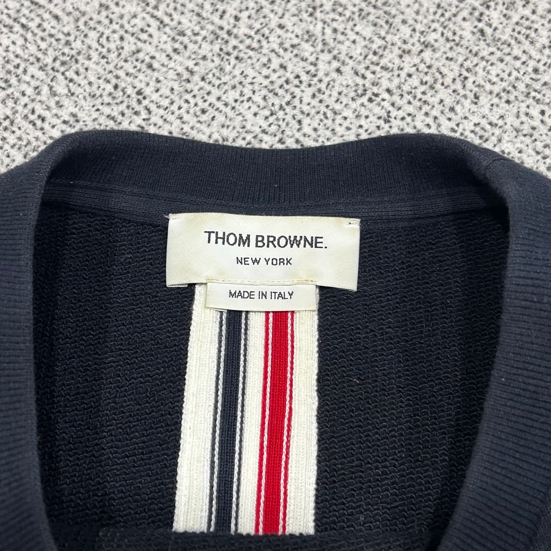 톰브라운 맨투맨 상품이미지3